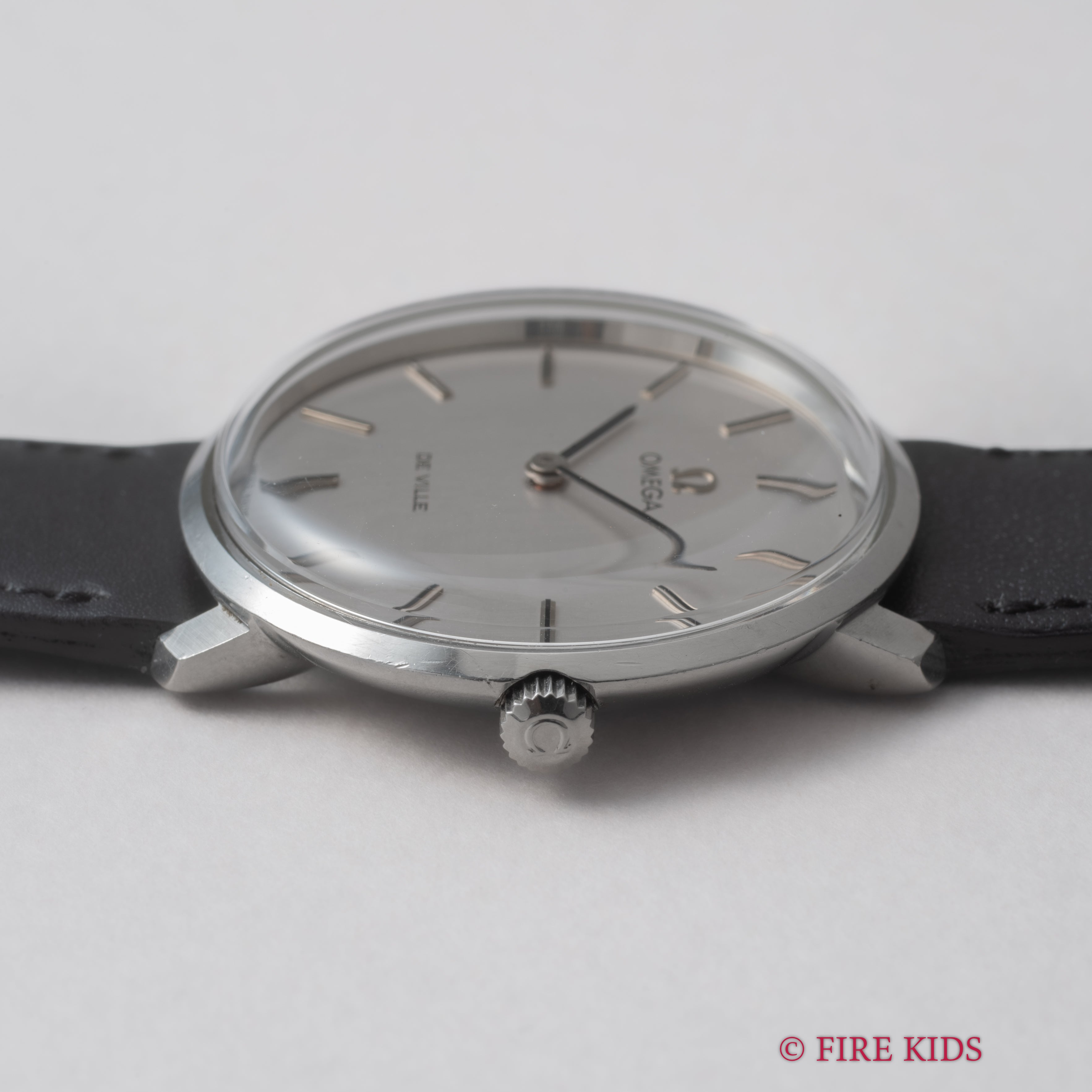 オメガ デ・ヴィル 1973年製 シルバーダイヤル 手巻き Ref.115.0001 Cal.625