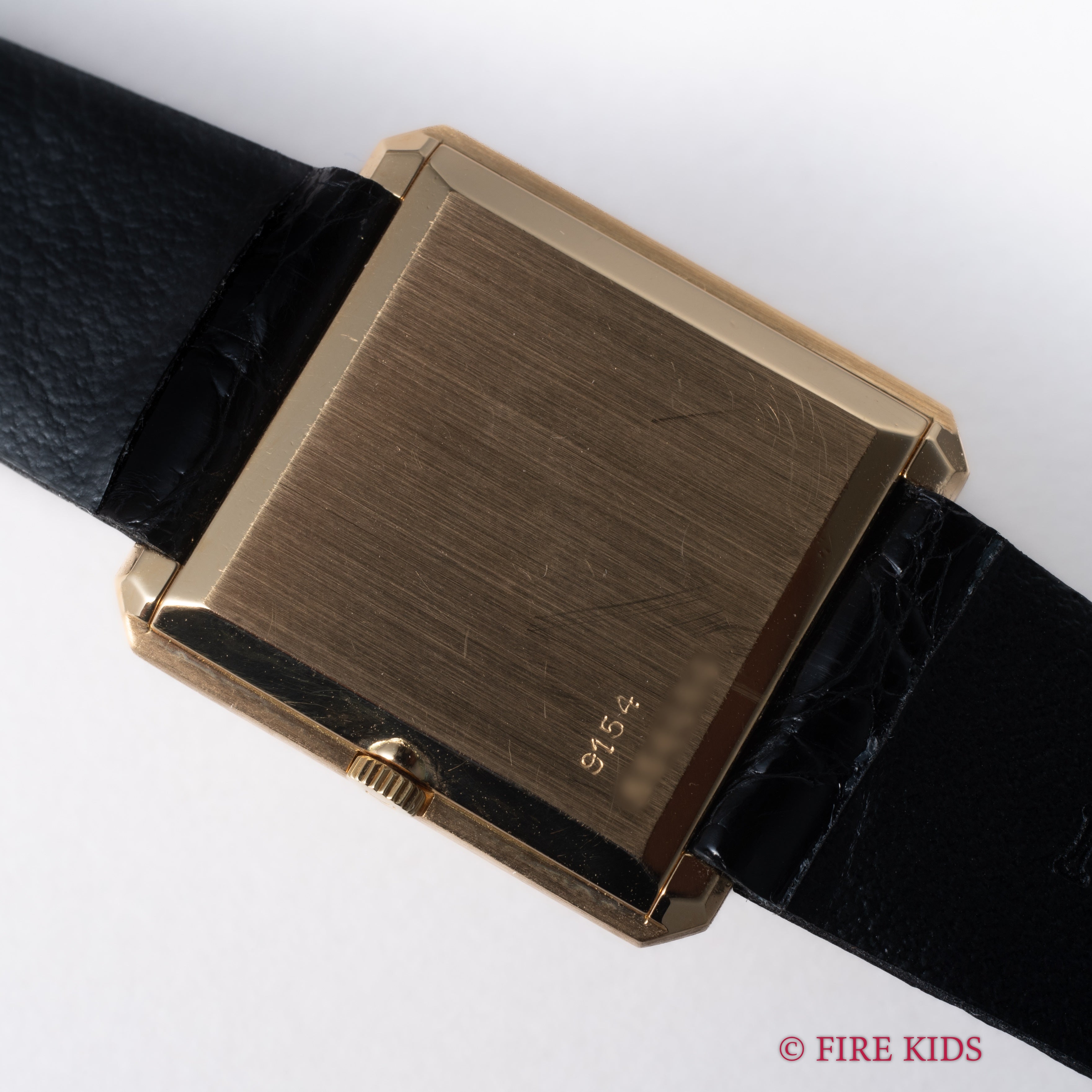 ピアジェ 18金無垢プロトコール ブラックダイヤル 4Pダイヤ 純正尾錠付き 1980年代製 手巻き Cal. 9P2