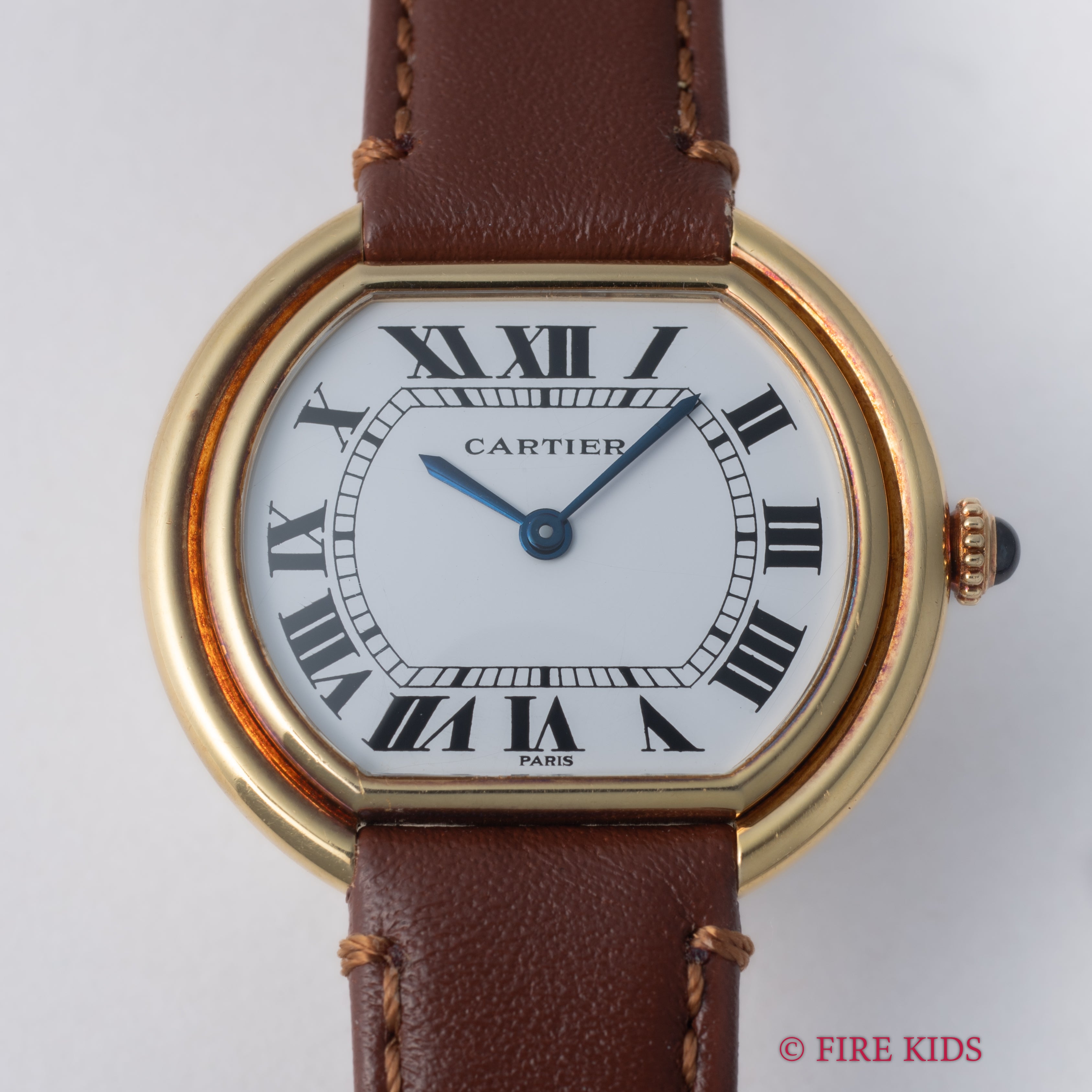 カルティエ エリプス LMサイズ 手巻き 1970年代製 Ref.78091 18金無垢イエローゴールド PARISダイヤル 純正尾錠付き