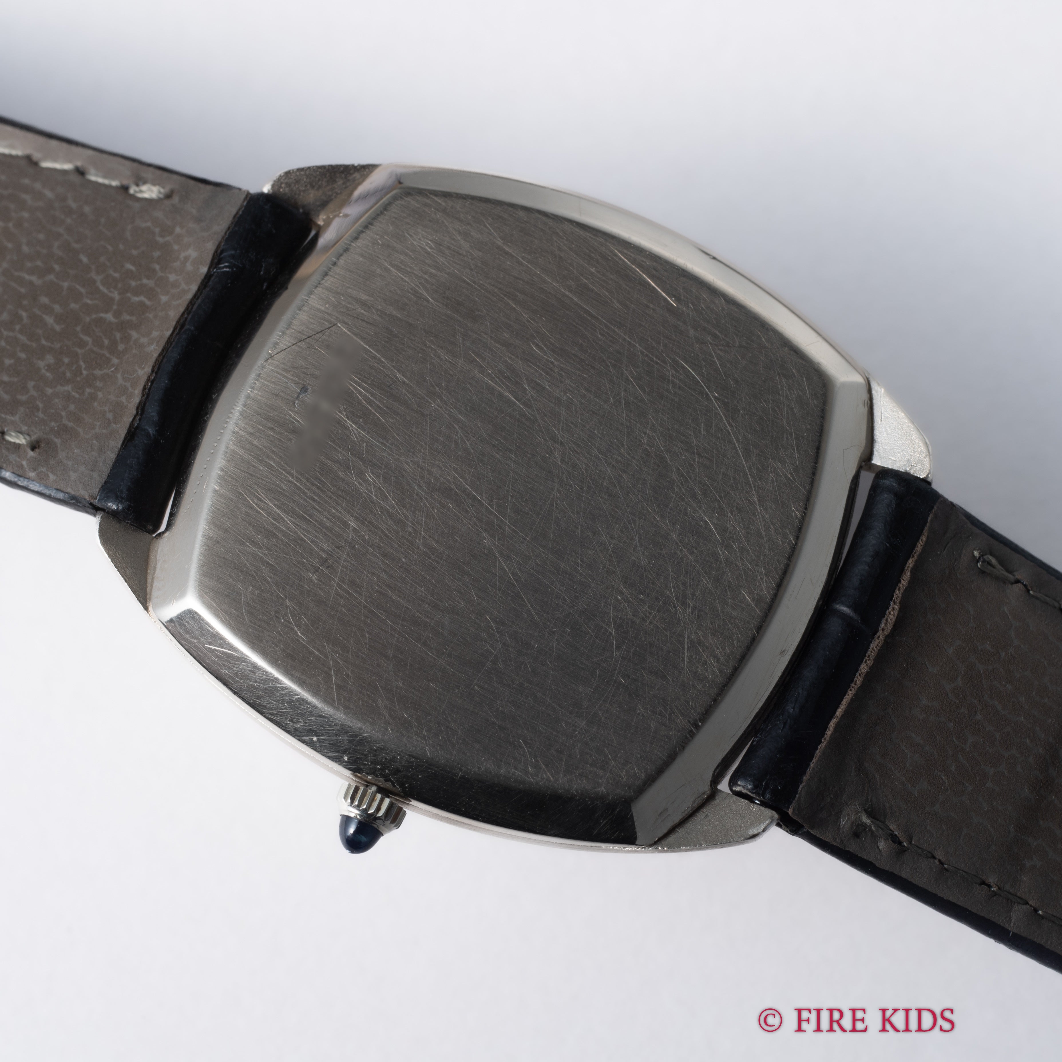 オーデマ・ピゲ 18金無垢ホワイトゴールドケース 薄型自動巻き Cal. K2120 1970年代製 グレーローマンダイヤル