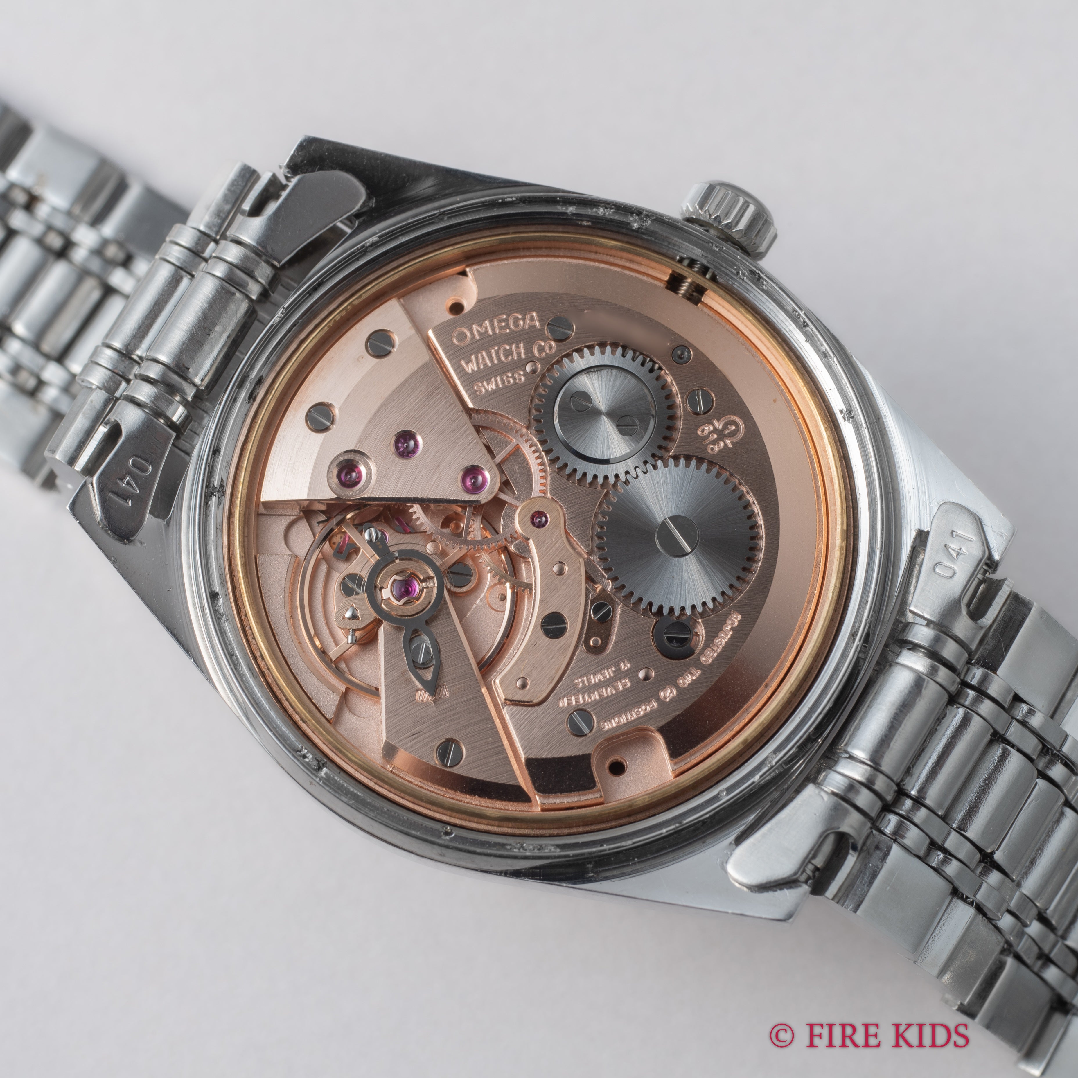 オメガ ジュネーブ 1968年製 Ref.136041 手巻 シルバーダイヤル 社外ステンレスブレス純正バックル