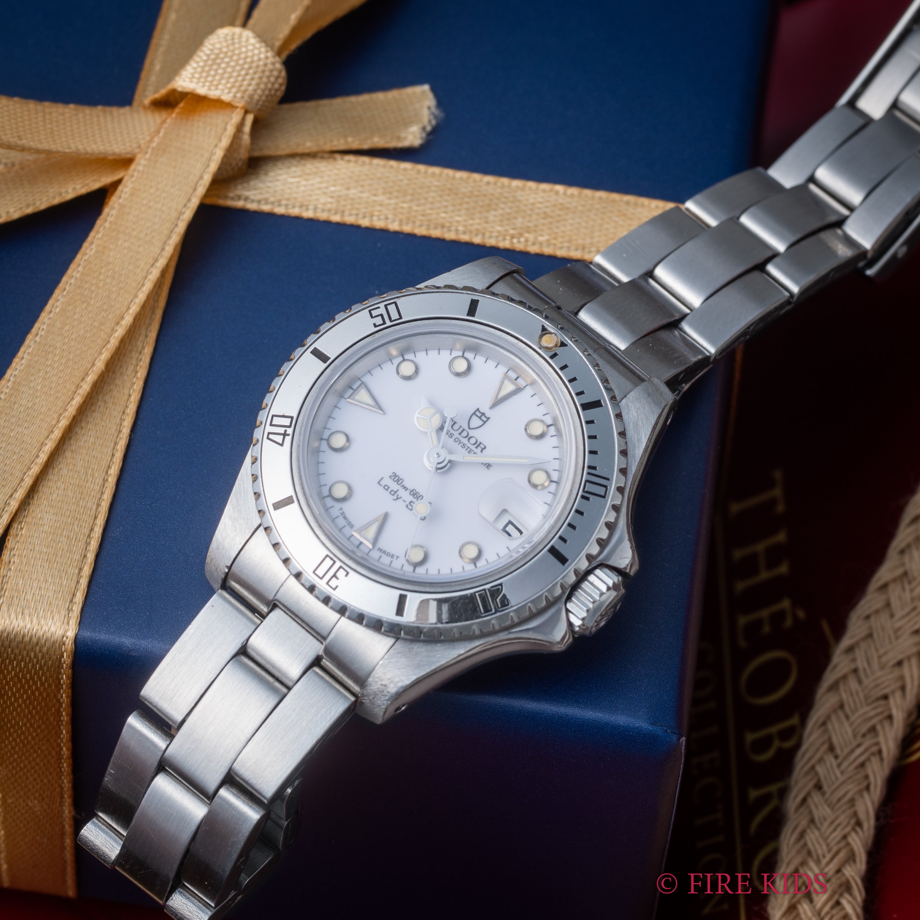 チューダー プリンセスオイスターデイト レディサブ パープルダイヤル 1992年製 Ref.96090 王冠リューズ