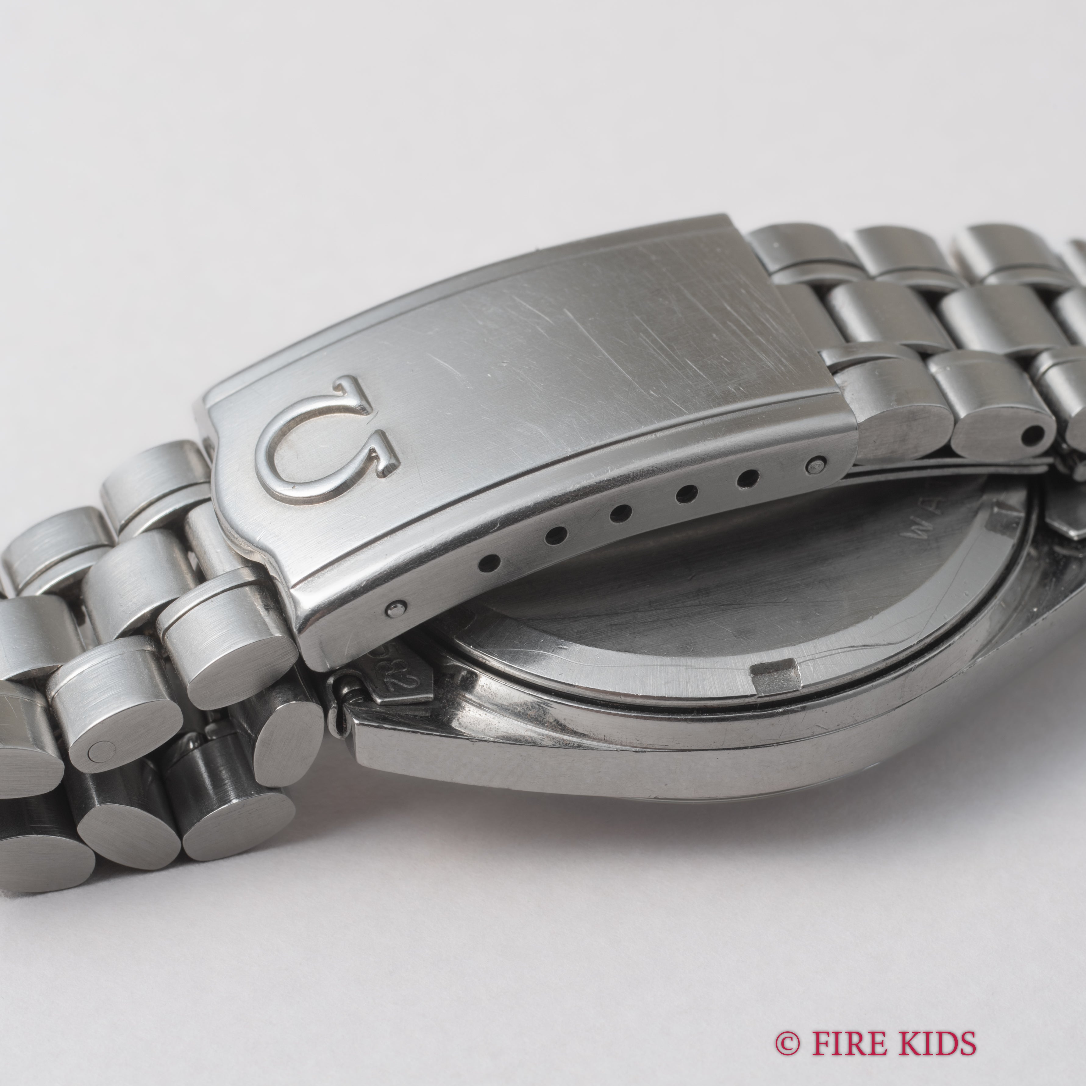 オメガ ジュネーブ 1968年製 手巻き Cal.613 ブラウンダイヤル 純正ブレス付き