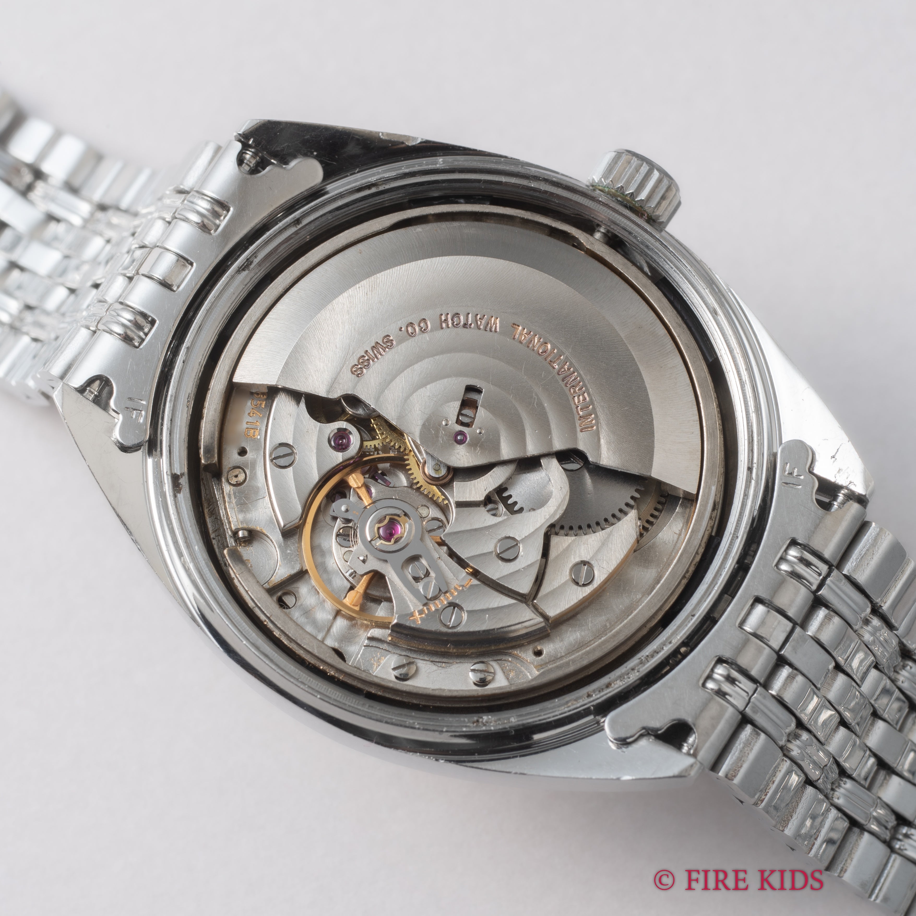 IWC ヨットクラブ 1970年製 Ref.811 ペラトン式自動巻き Cal.8541B 純正ブレス ギャラ付