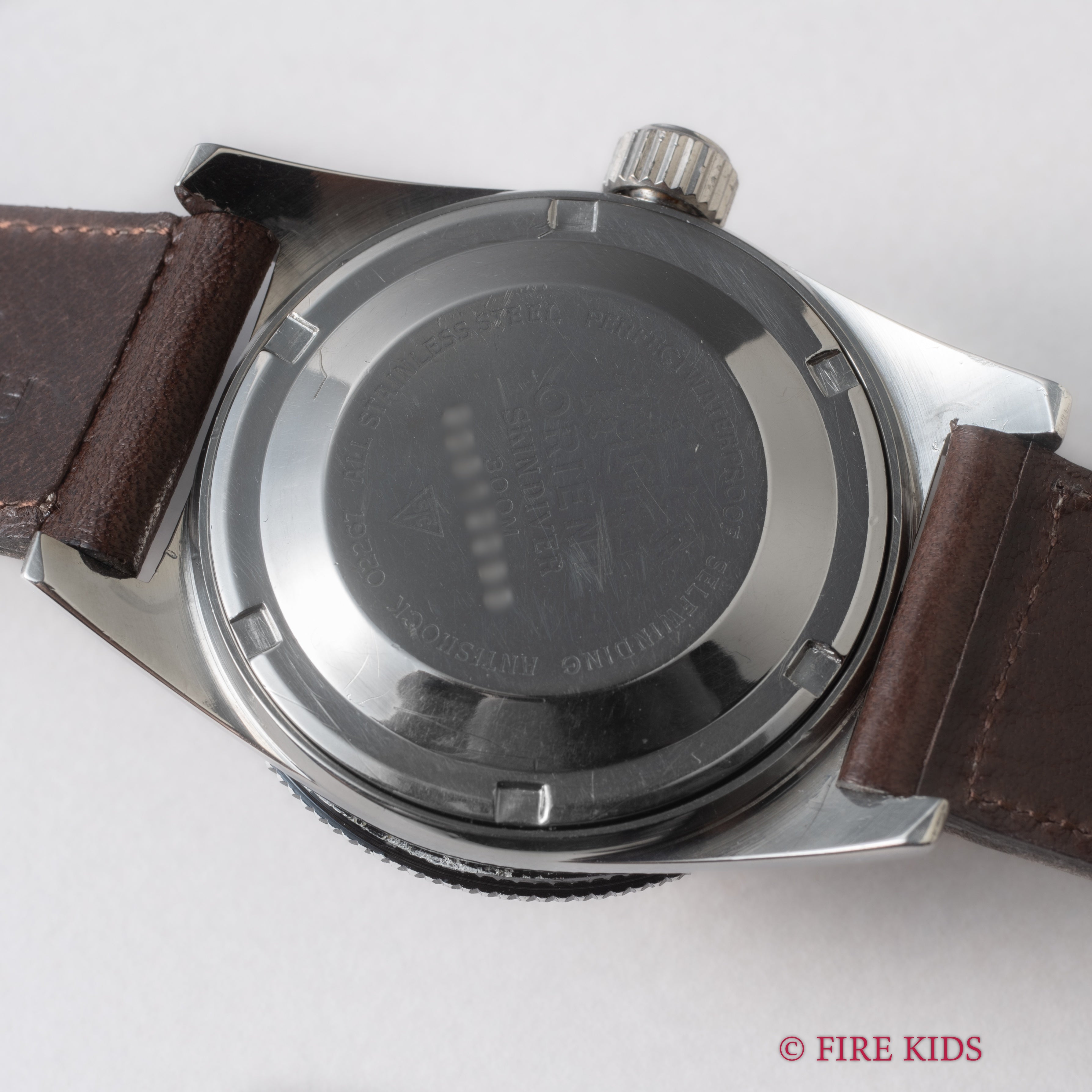 オリエントマチック スキンダイバー 300M ブラックミラーダイヤル 1960年代製