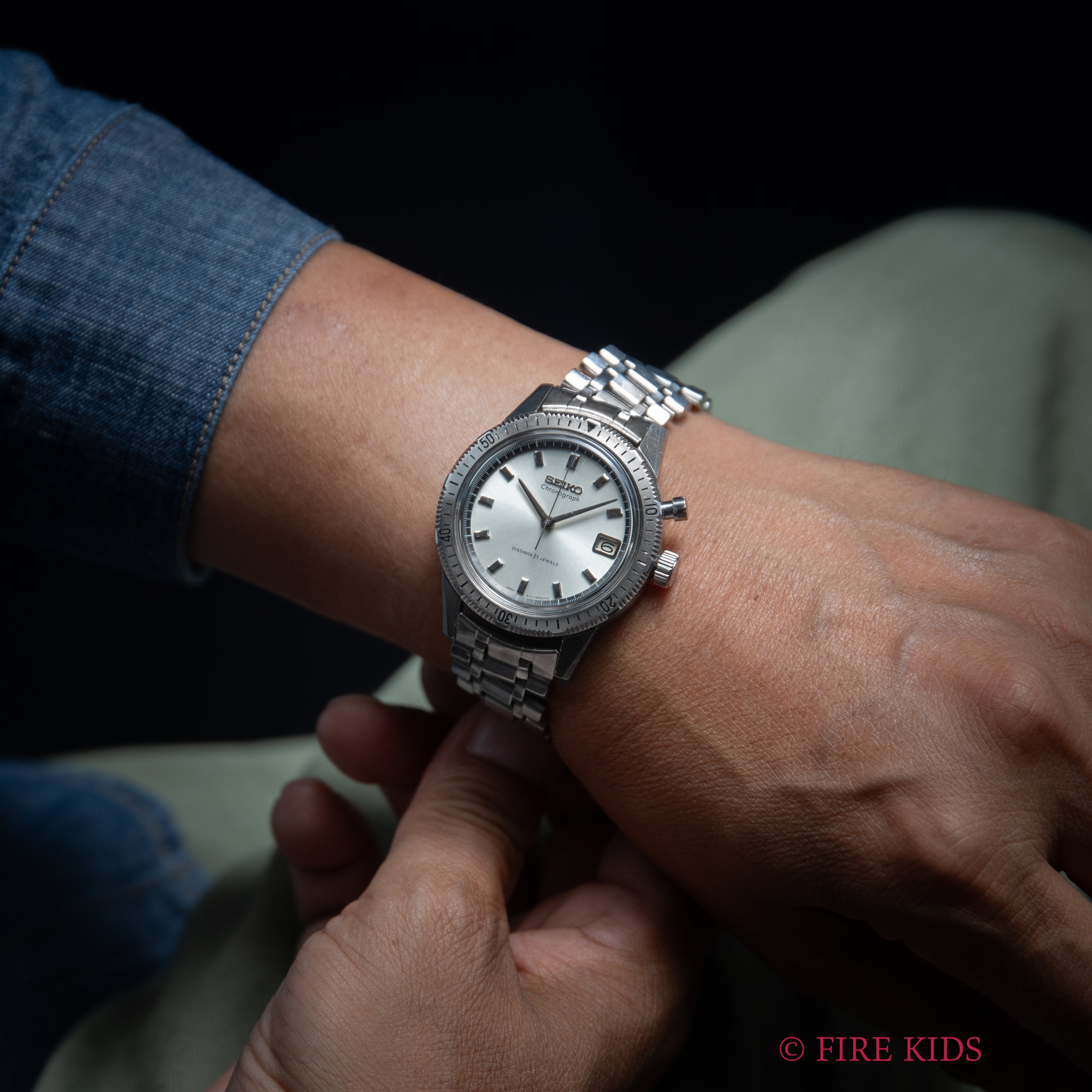 セイコー ワンプッシュクロノ 1964年製 Ref.5717-8990 手巻き カレンダー付き ステンレスベゼル 純正ブレス付き