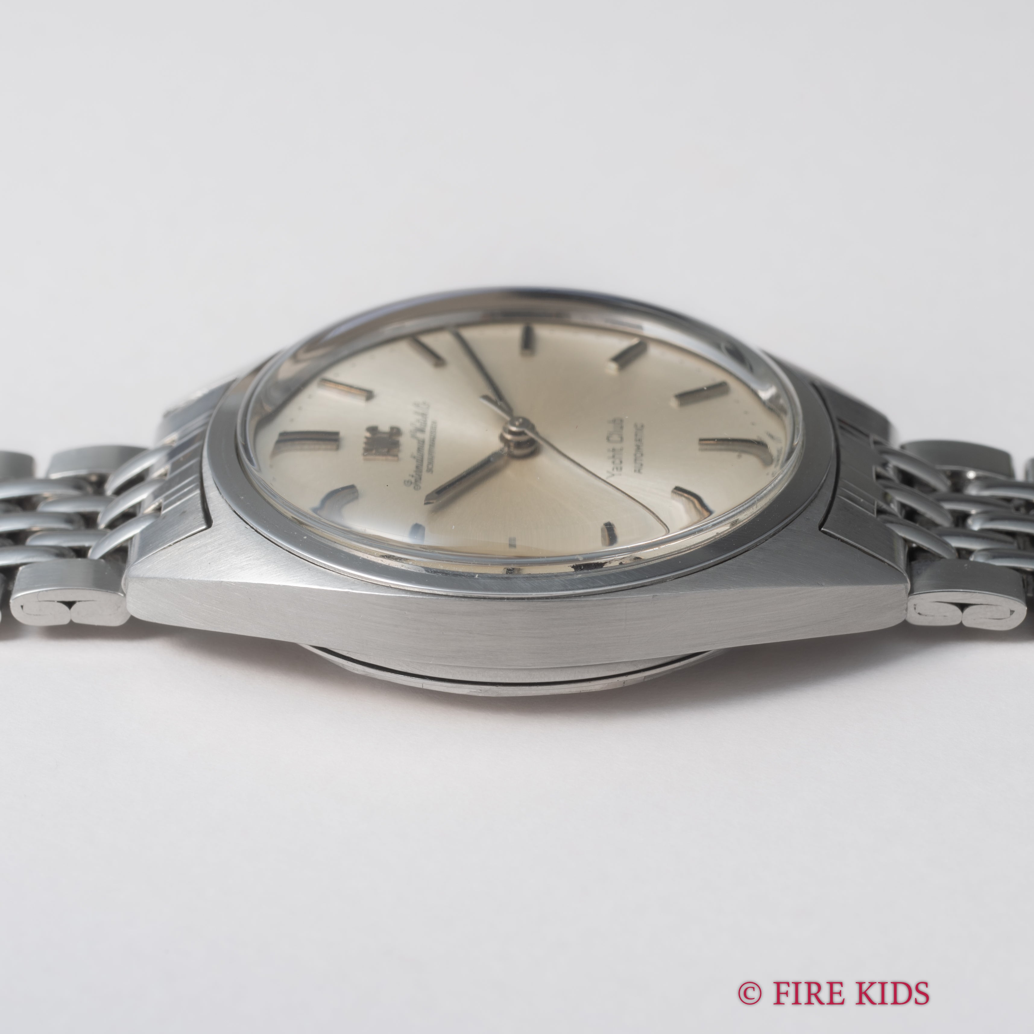 IWC ヨットクラブ 1969年製 ペラトン式自動巻Cal.854 ノンデイト 純正ゲイフレアーブレス