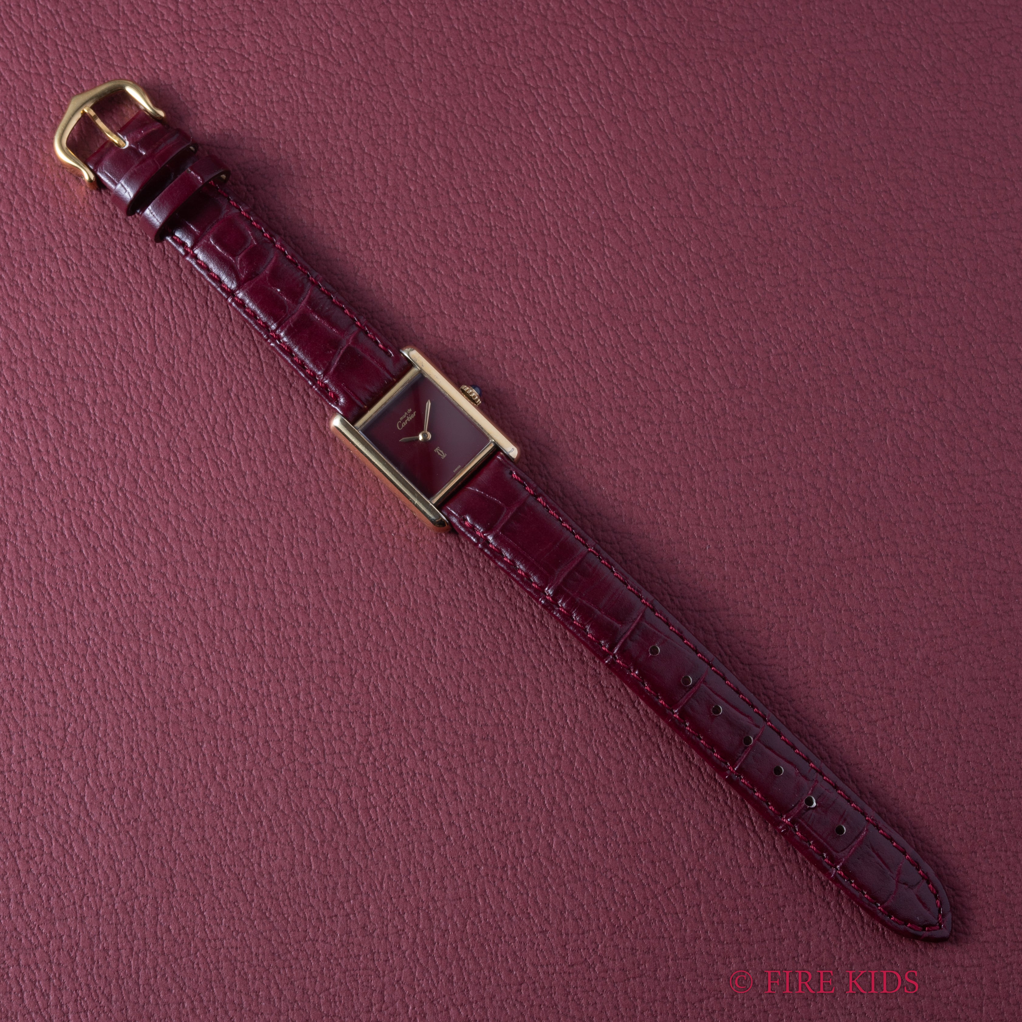 カルティエ マストタンク SMサイズ 手巻き 1980年代製 ボルドーダイヤル 純正尾錠付き