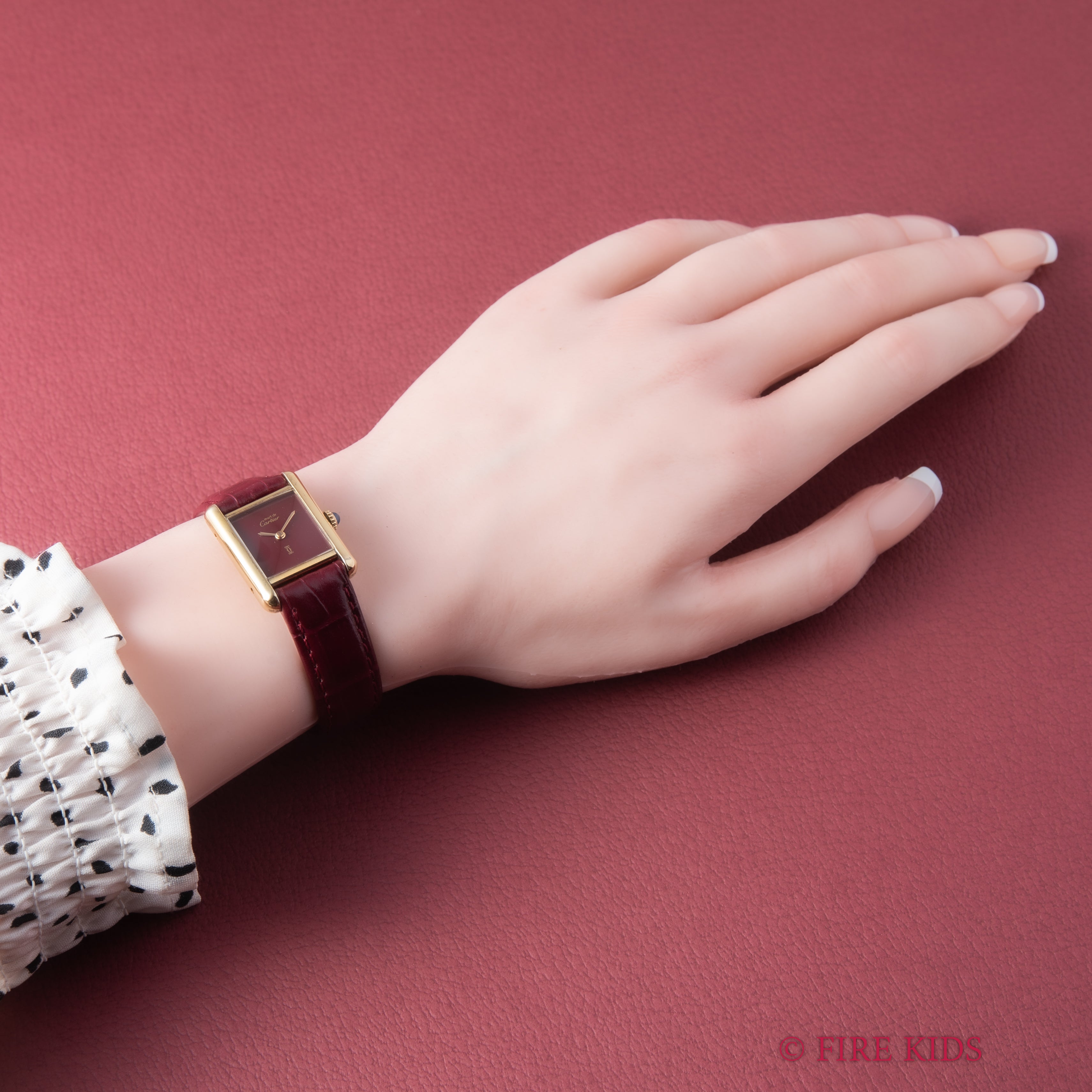 カルティエ マストタンク SMサイズ 手巻き 1980年代製 ボルドーダイヤル 純正尾錠付き