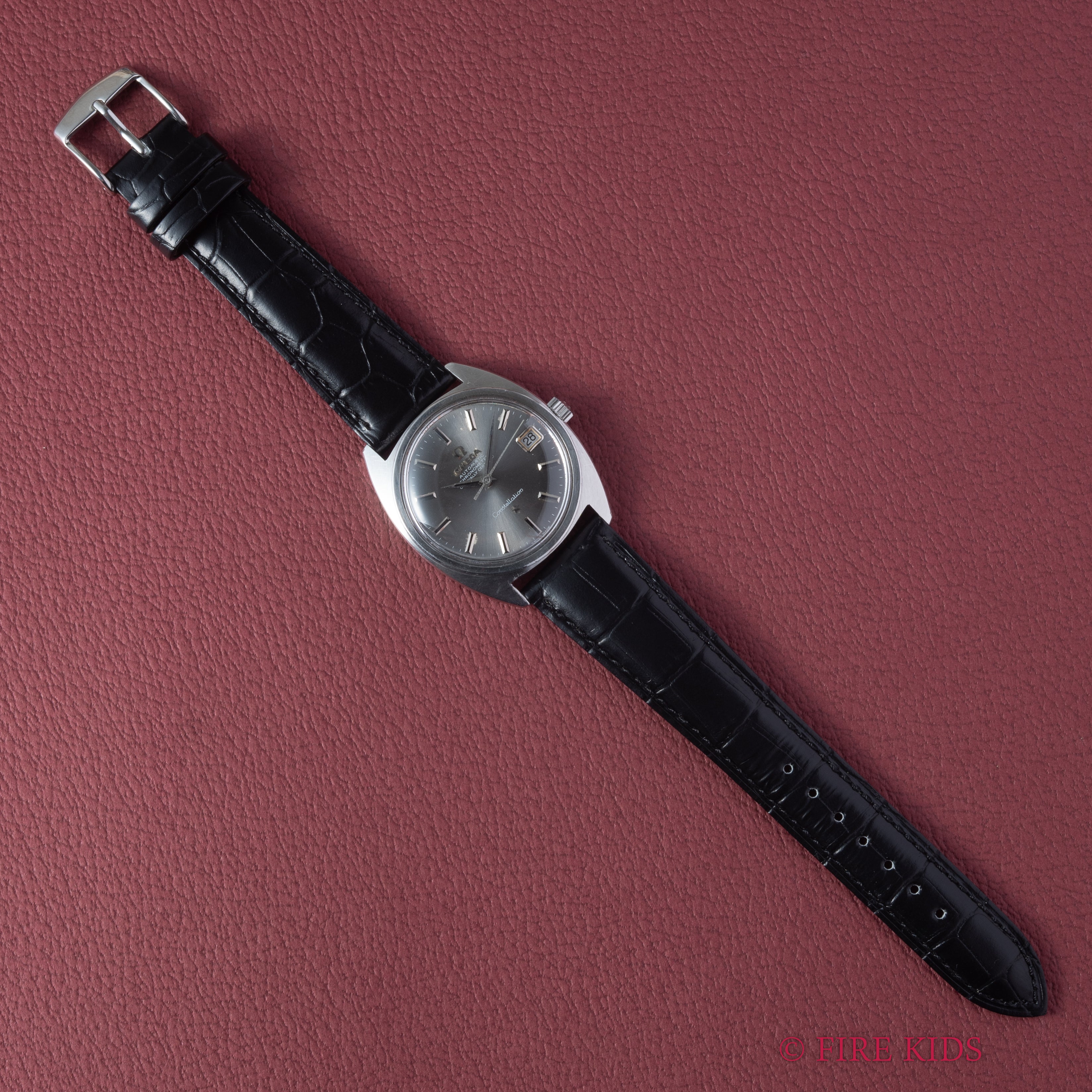 オメガ コンステレーション 1968年製 ジェンタデザイン 前期型 ドーフィンハンド グレーダイヤル