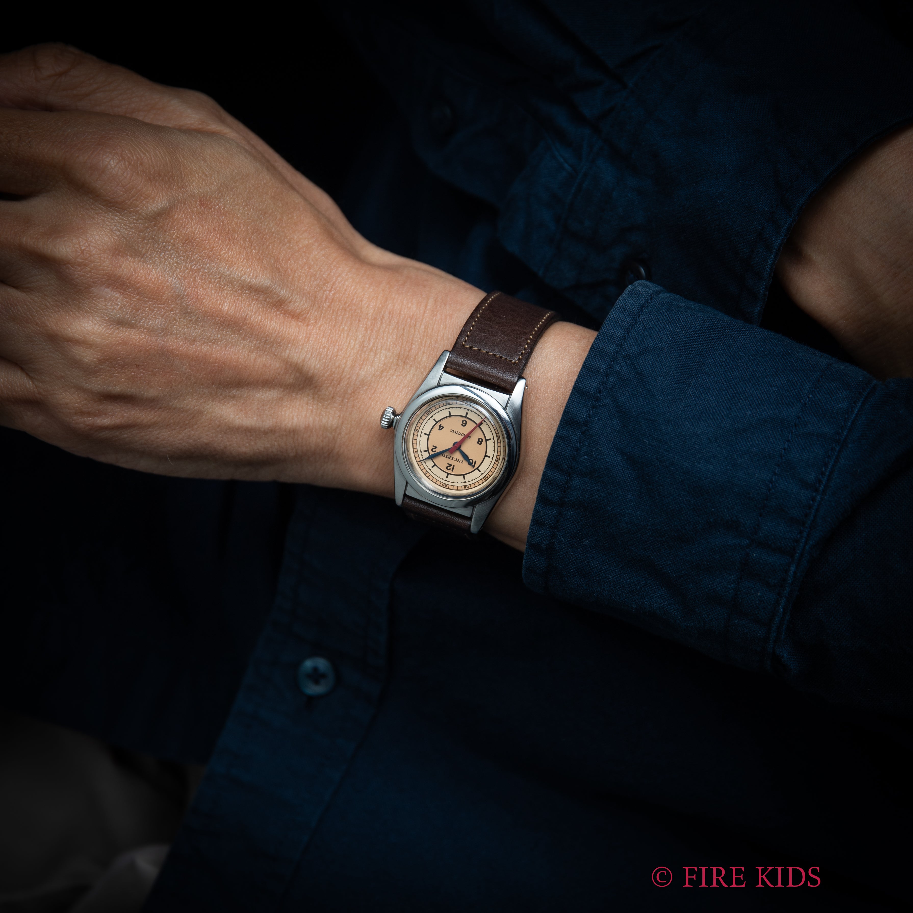 インキピオ サイエンティフィックダイヤル INCIPIO6 バブルバック 自動巻き 時計ビギン