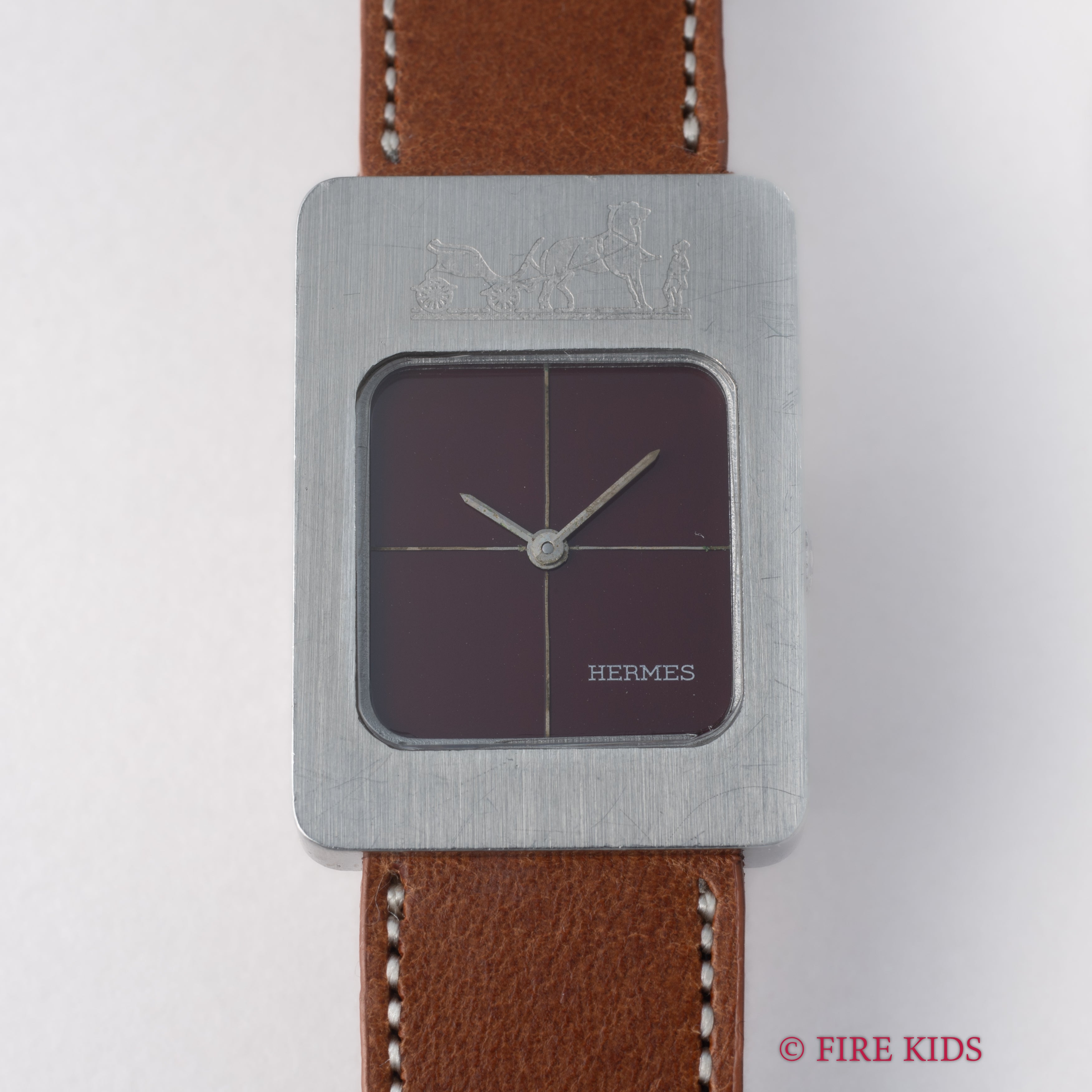 エルメス カレーシュ レクタンギュラー 1980年代製 手巻き ボルドーダイヤル