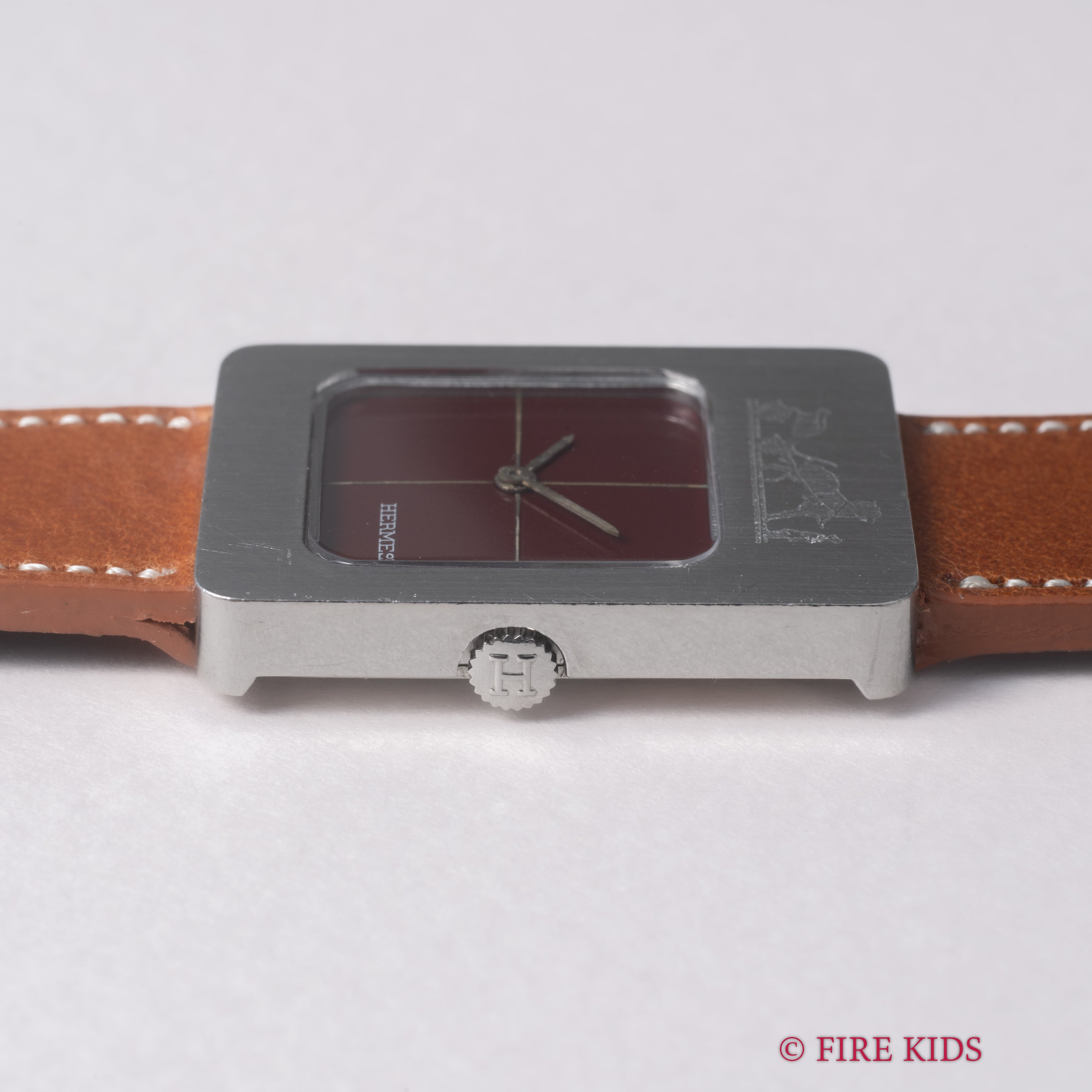 エルメス カレーシュ レクタンギュラー 1980年代製 手巻き ボルドーダイヤル