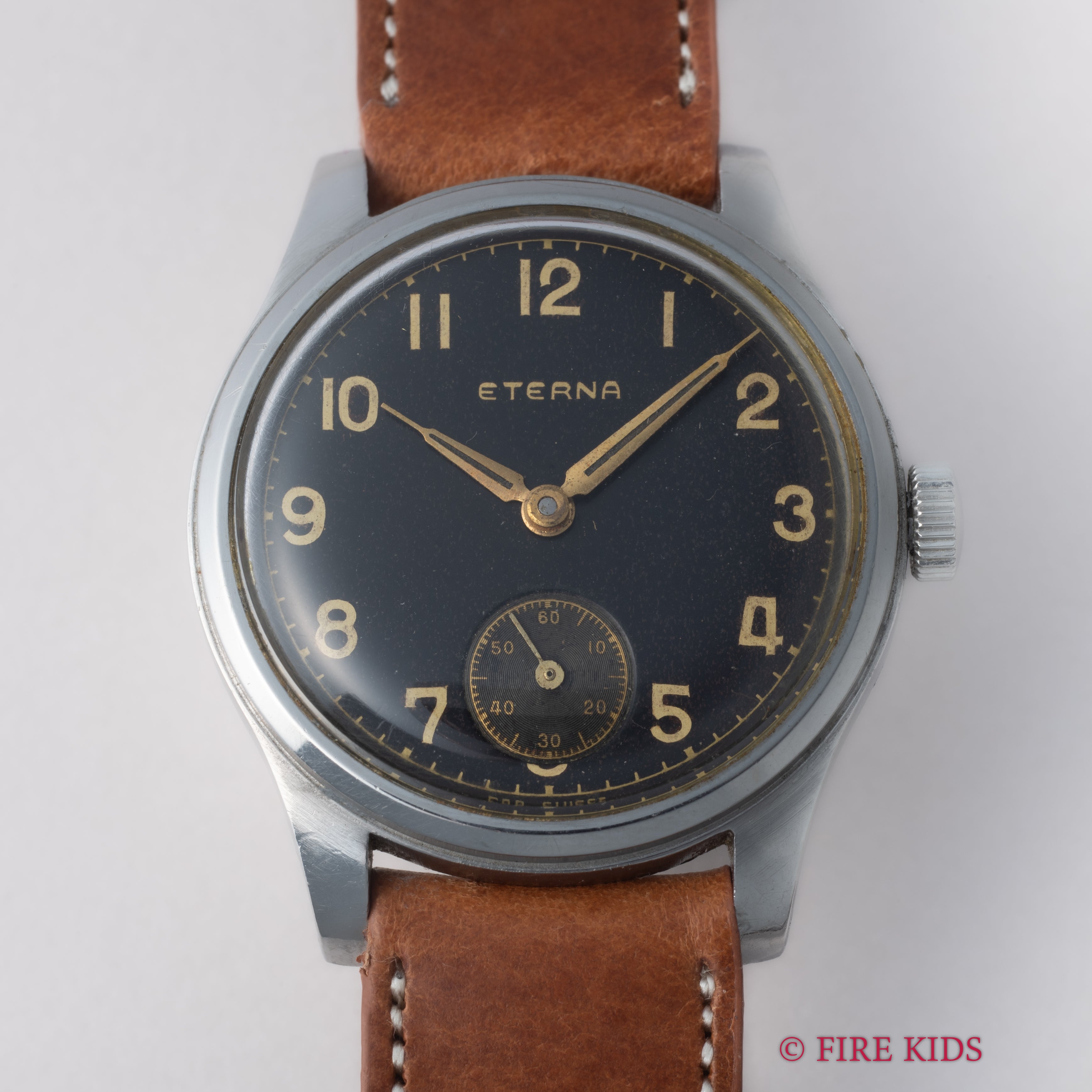 エテルナ ラウンドケース 1940年代製 ギルトダイヤル 手巻 Cal.520 トレタケスタイル