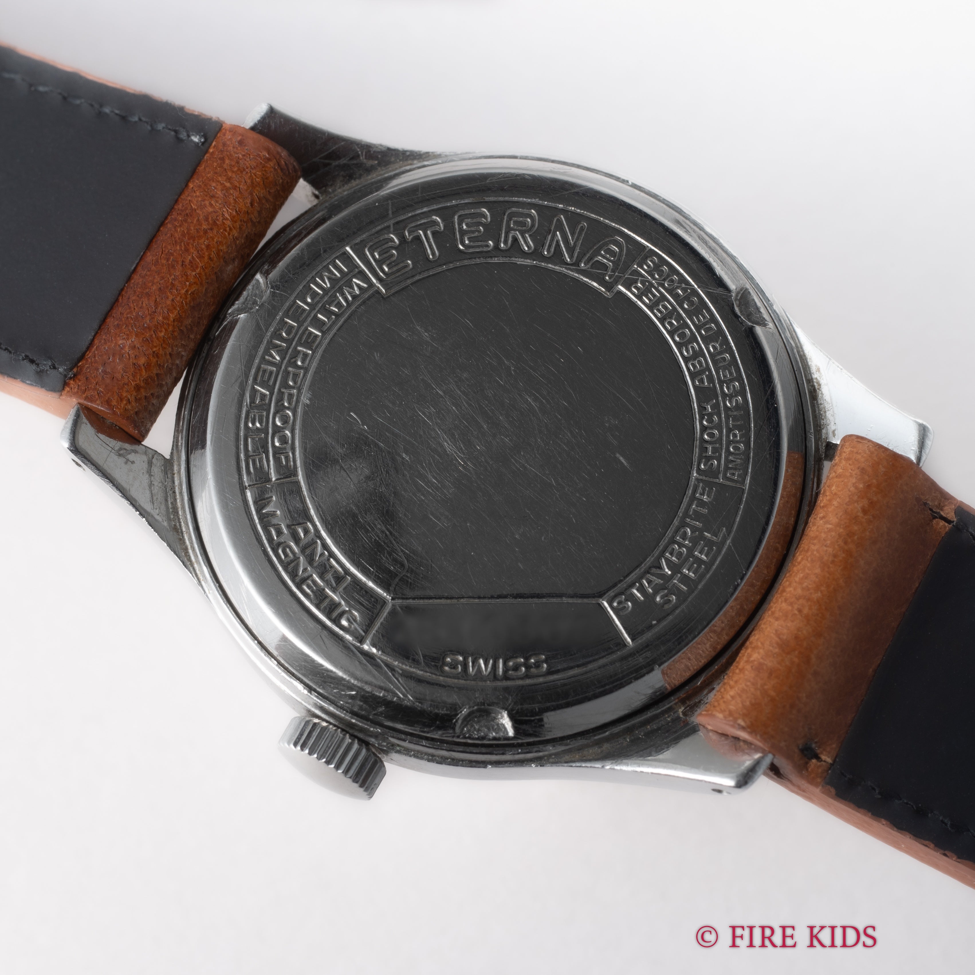 エテルナ ラウンドケース 1940年代製 ギルトダイヤル 手巻 Cal.520 トレタケスタイル