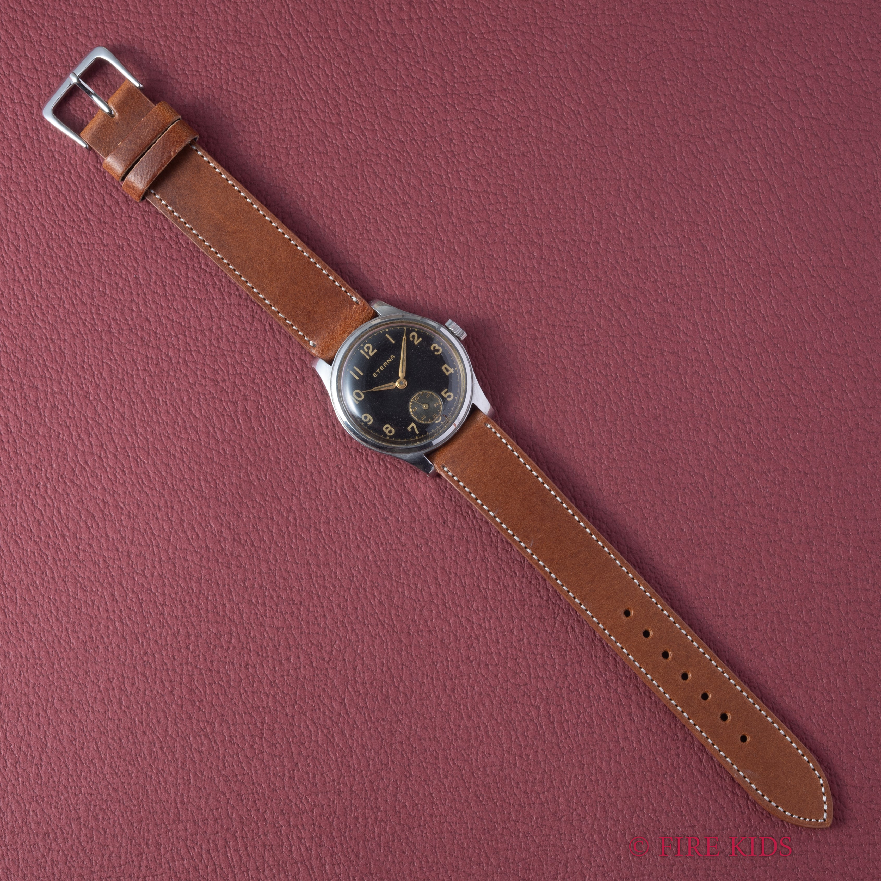 エテルナ ラウンドケース 1940年代製 ギルトダイヤル 手巻 Cal.520 トレタケスタイル