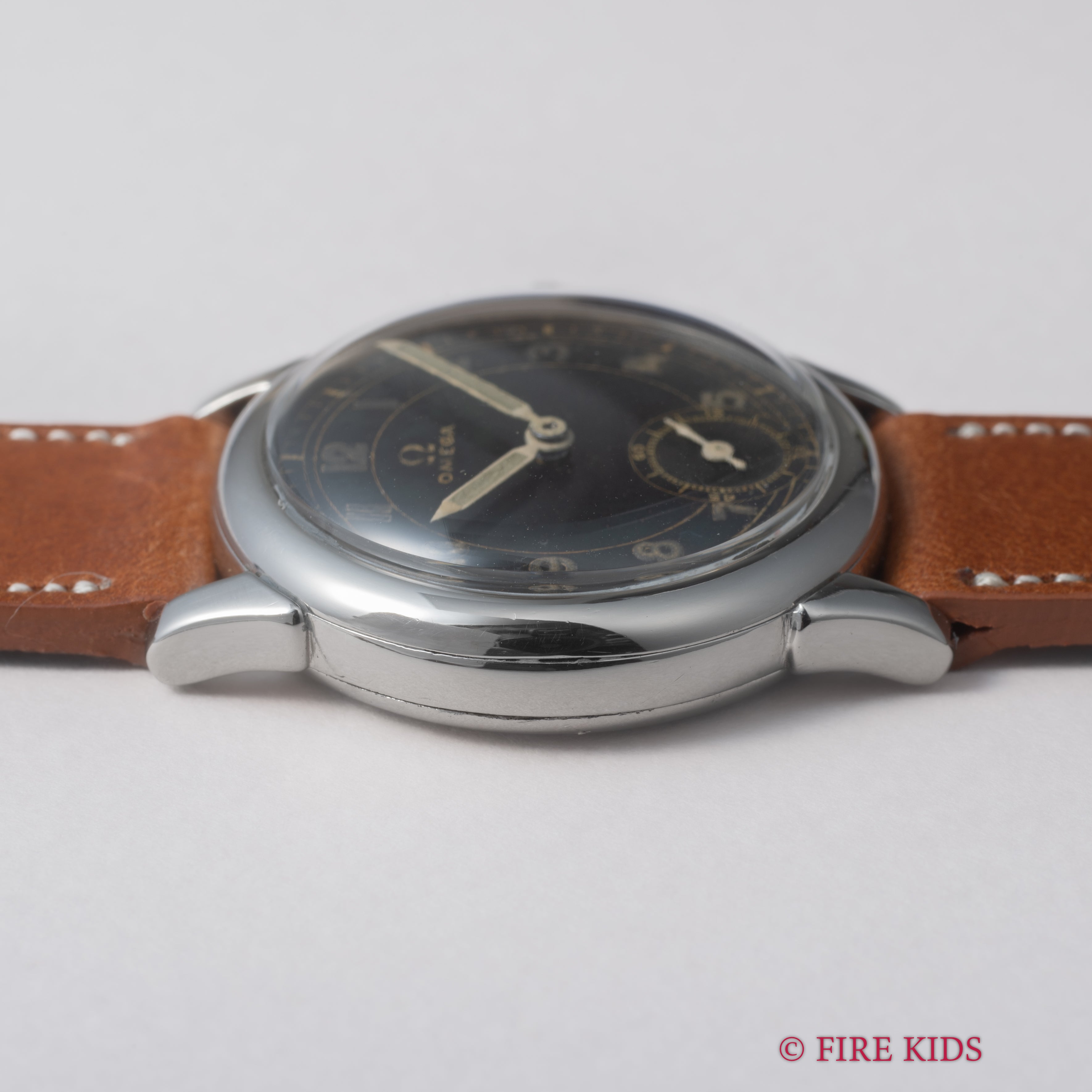 オメガ ブラックアラビアダイヤル スモセコ 1930年代製 手巻 Cal.26.5SOBT2