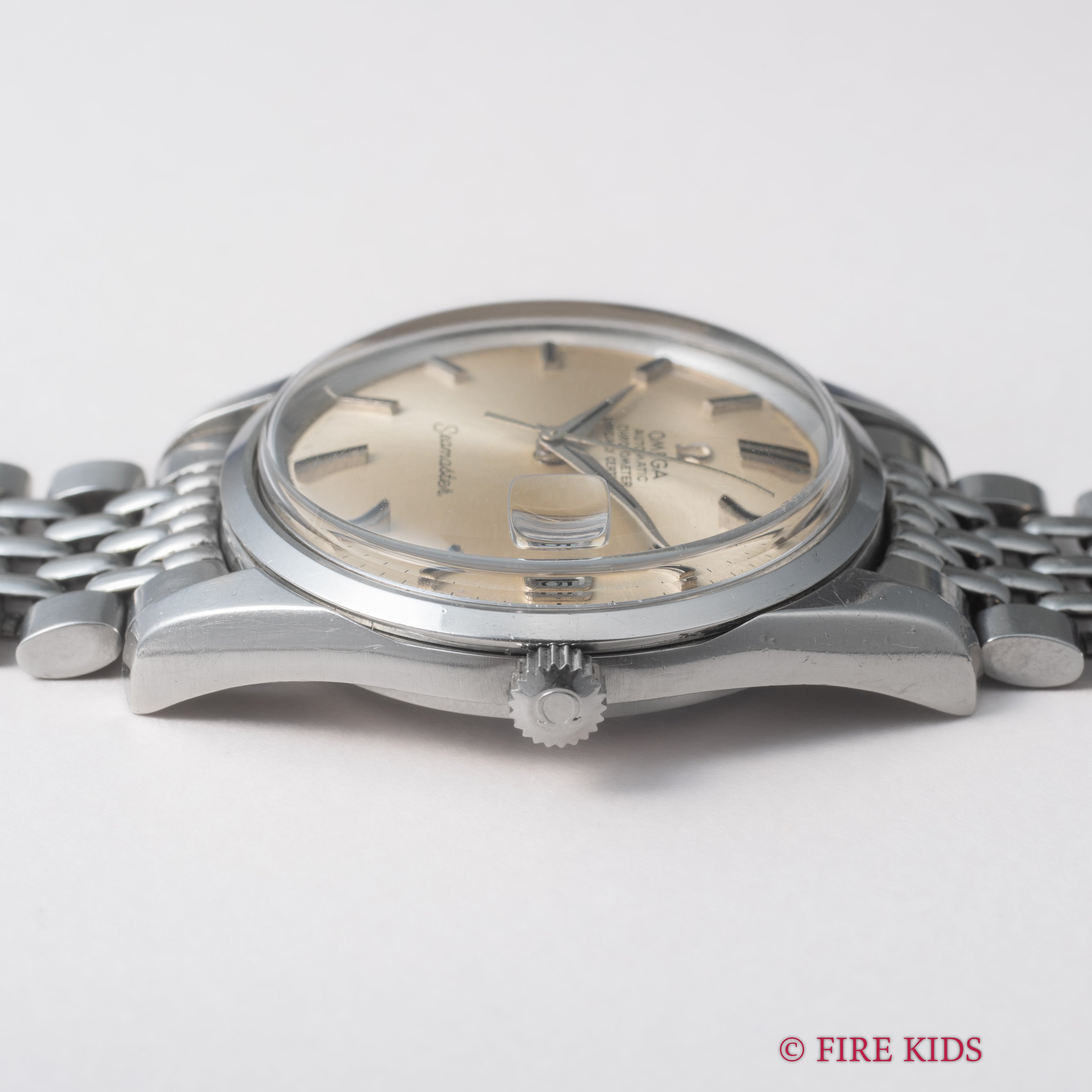 オメガ シーマスター クロノメーター Ref.168.024 Cal.564 自動巻き 純正ライスブレス付き 1969年製