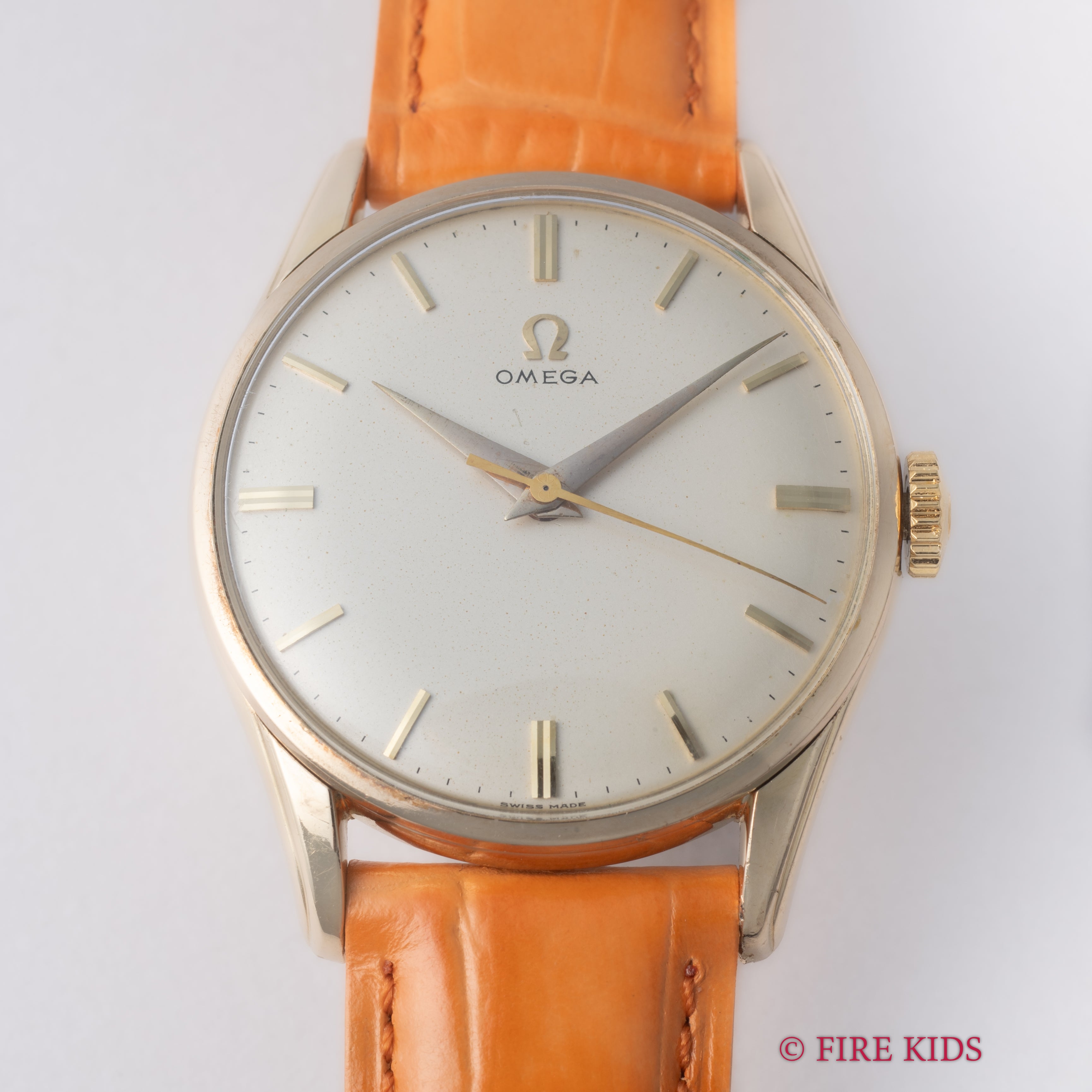 オメガ ラウンドケース 30mmキャリバー 手巻き 1958年製 GFケース Ref.2905-7SC Cal.284