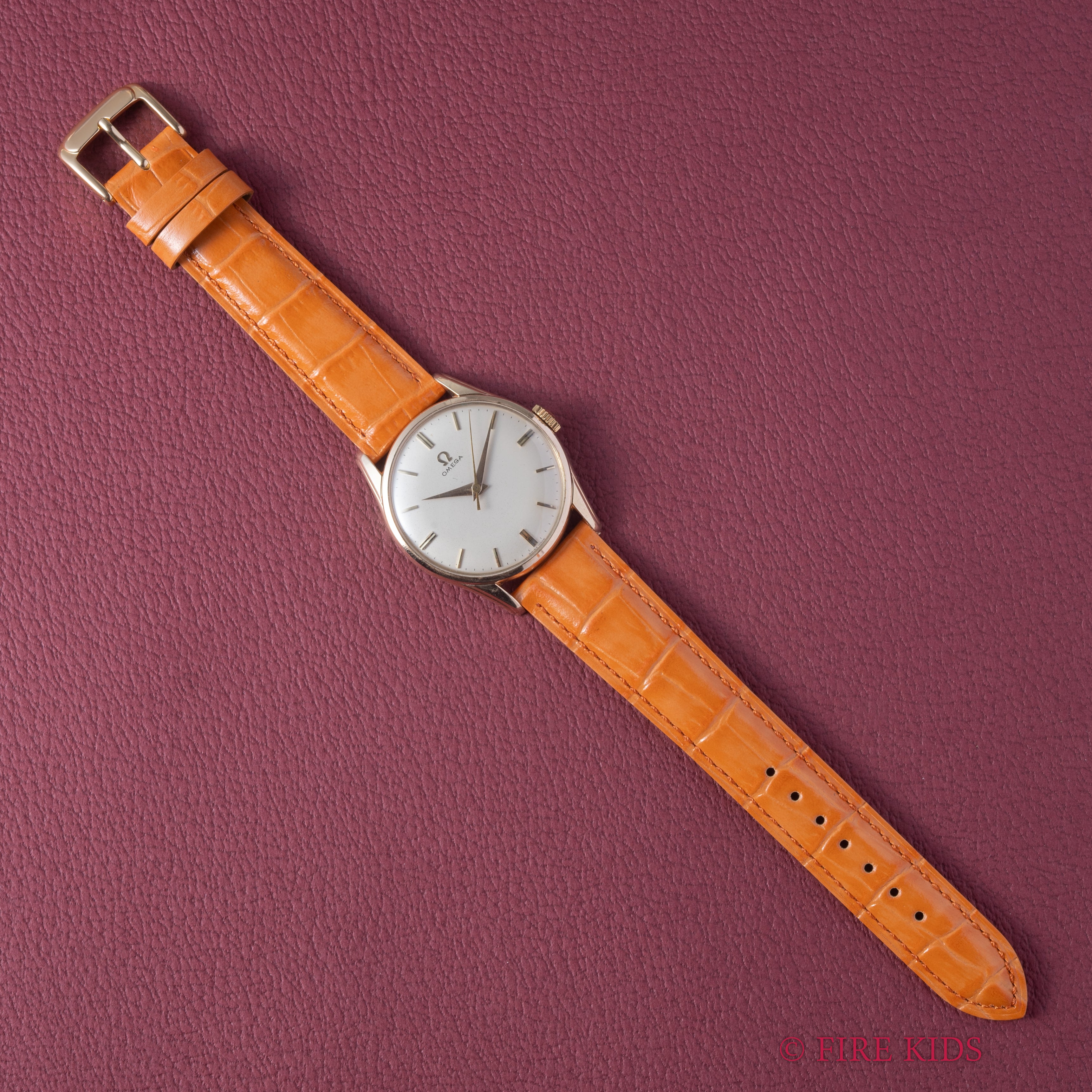 オメガ ラウンドケース 30mmキャリバー 手巻き 1958年製 GFケース Ref.2905-7SC Cal.284