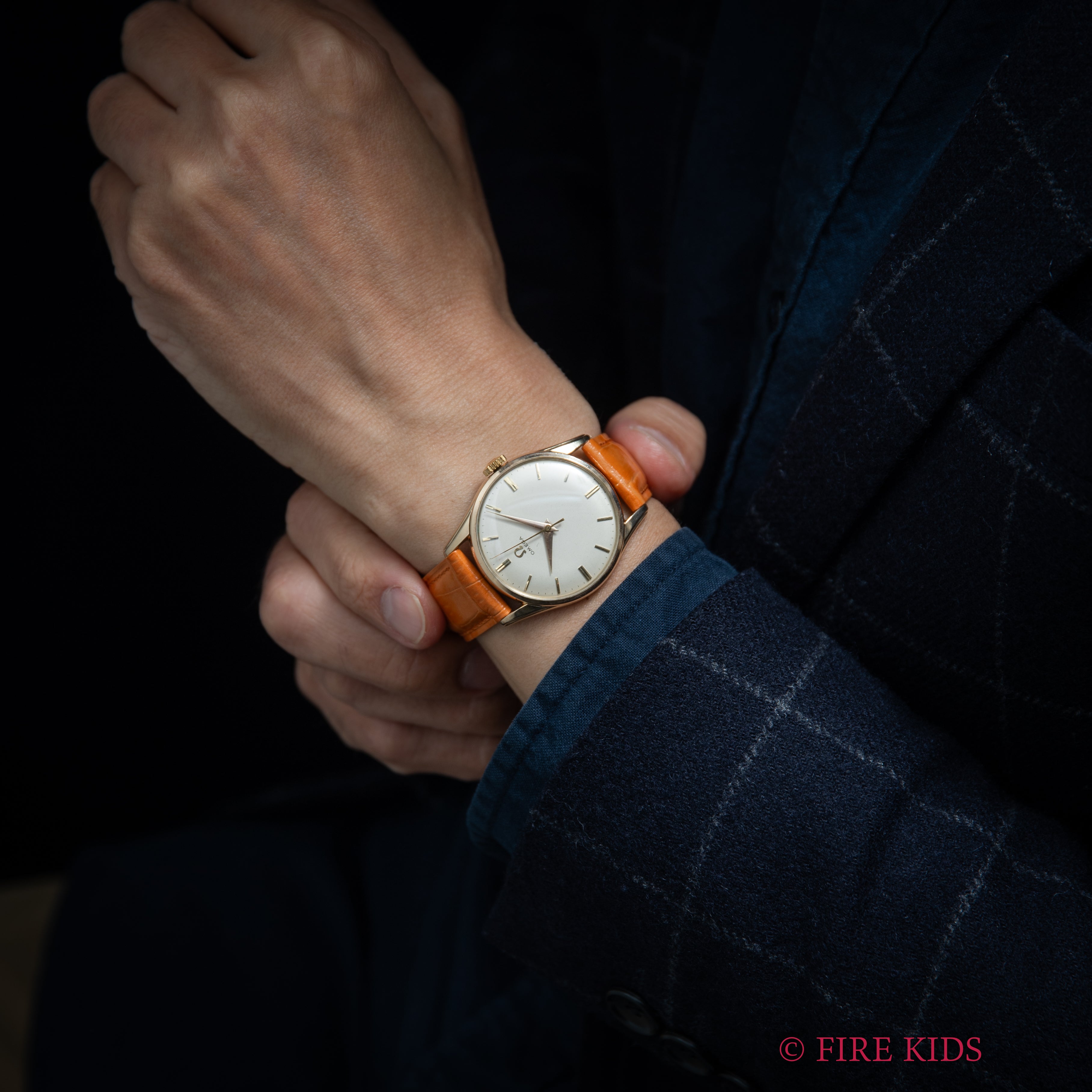 オメガ ラウンドケース 30mmキャリバー 手巻き 1958年製 GFケース Ref.2905-7SC Cal.284