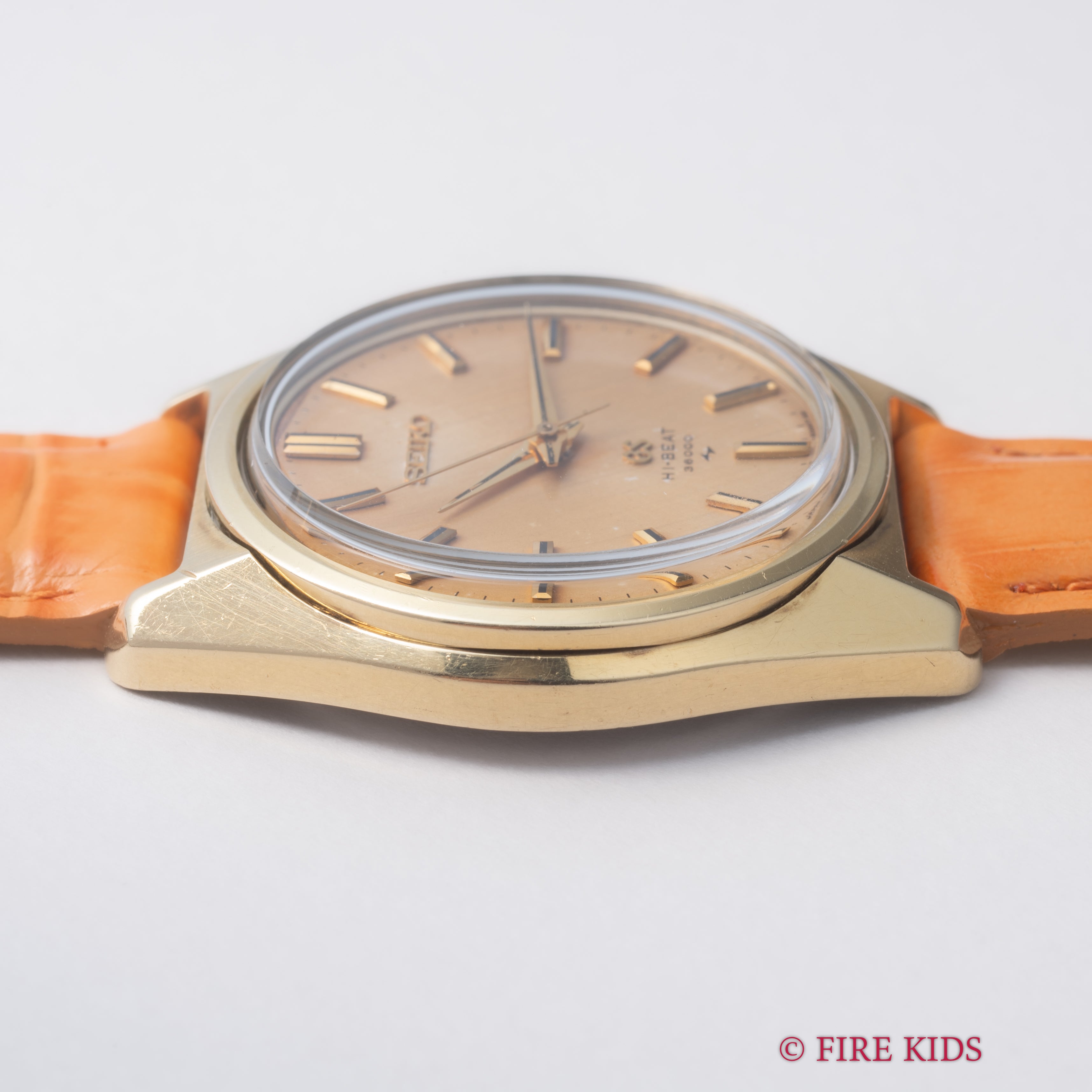 グランドセイコー 1968年製 手巻10振動 Ref.4520-8000 キャップゴールド 45GS パティーナダイヤル