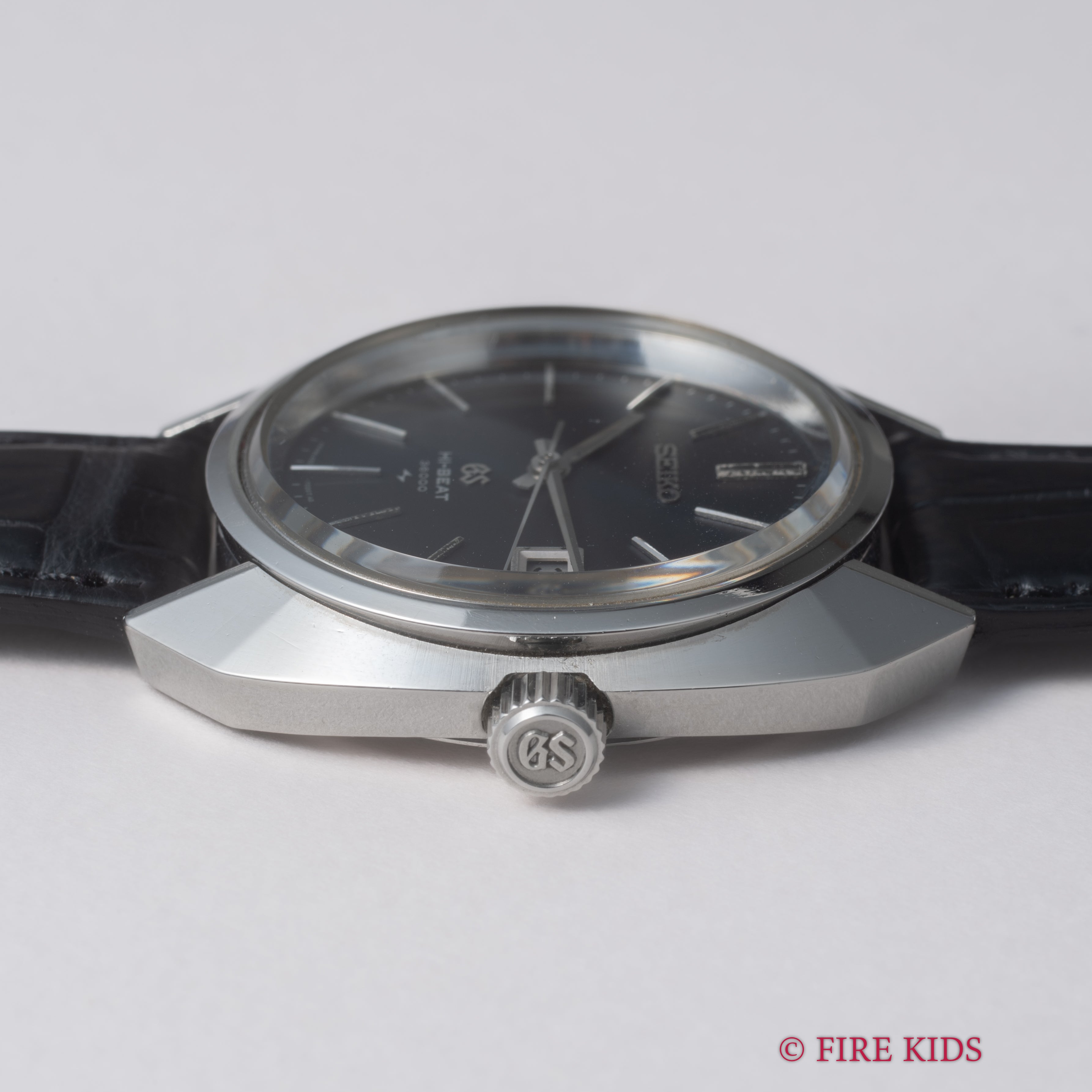 グランドセイコー オクタゴンケース 1969年製 10振動手巻 Ref.4522-7000 45GS