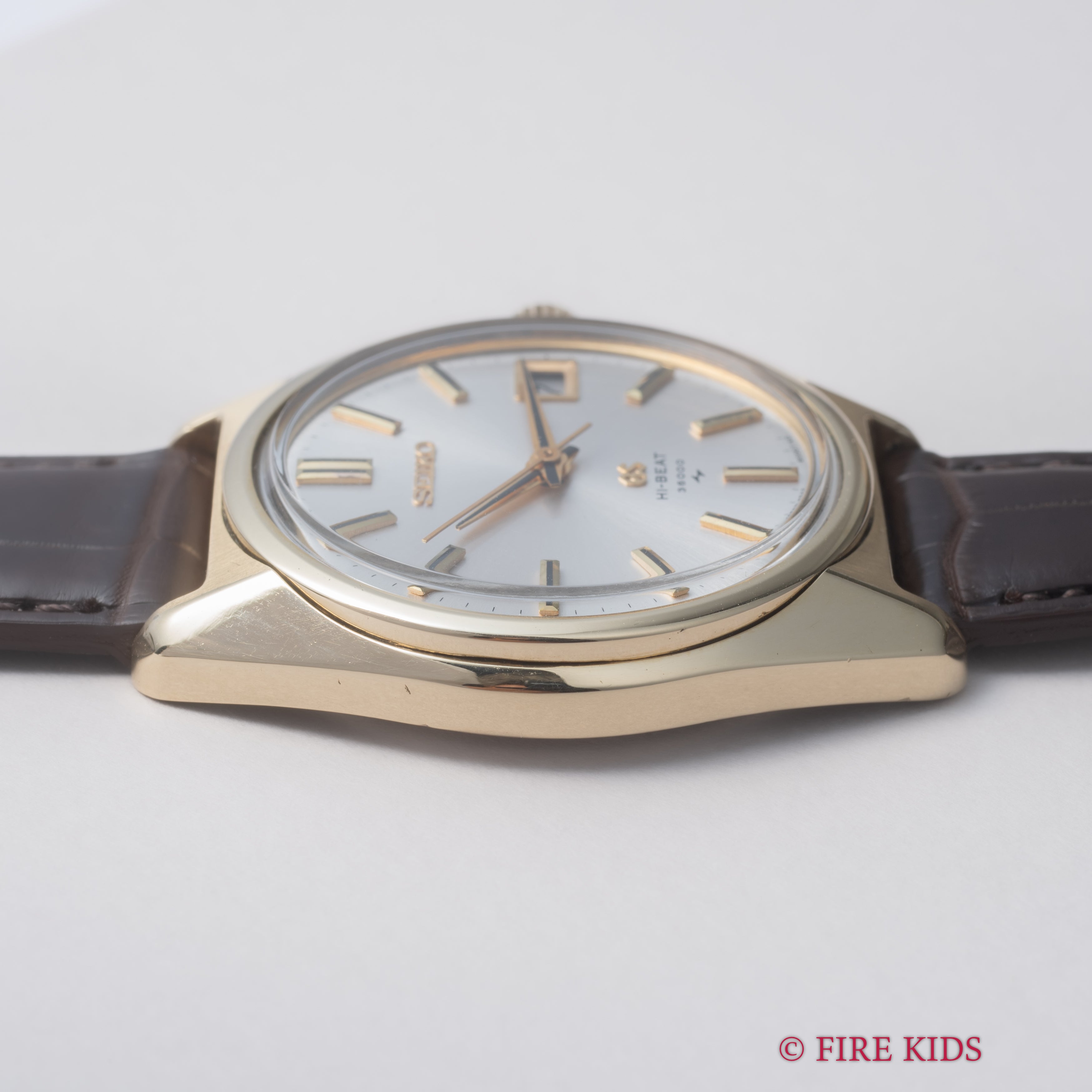 グランドセイコー 1969年製 Ref.4522-8000 CAPゴールドケース 10振動 手巻 45GS ハイビート 36000