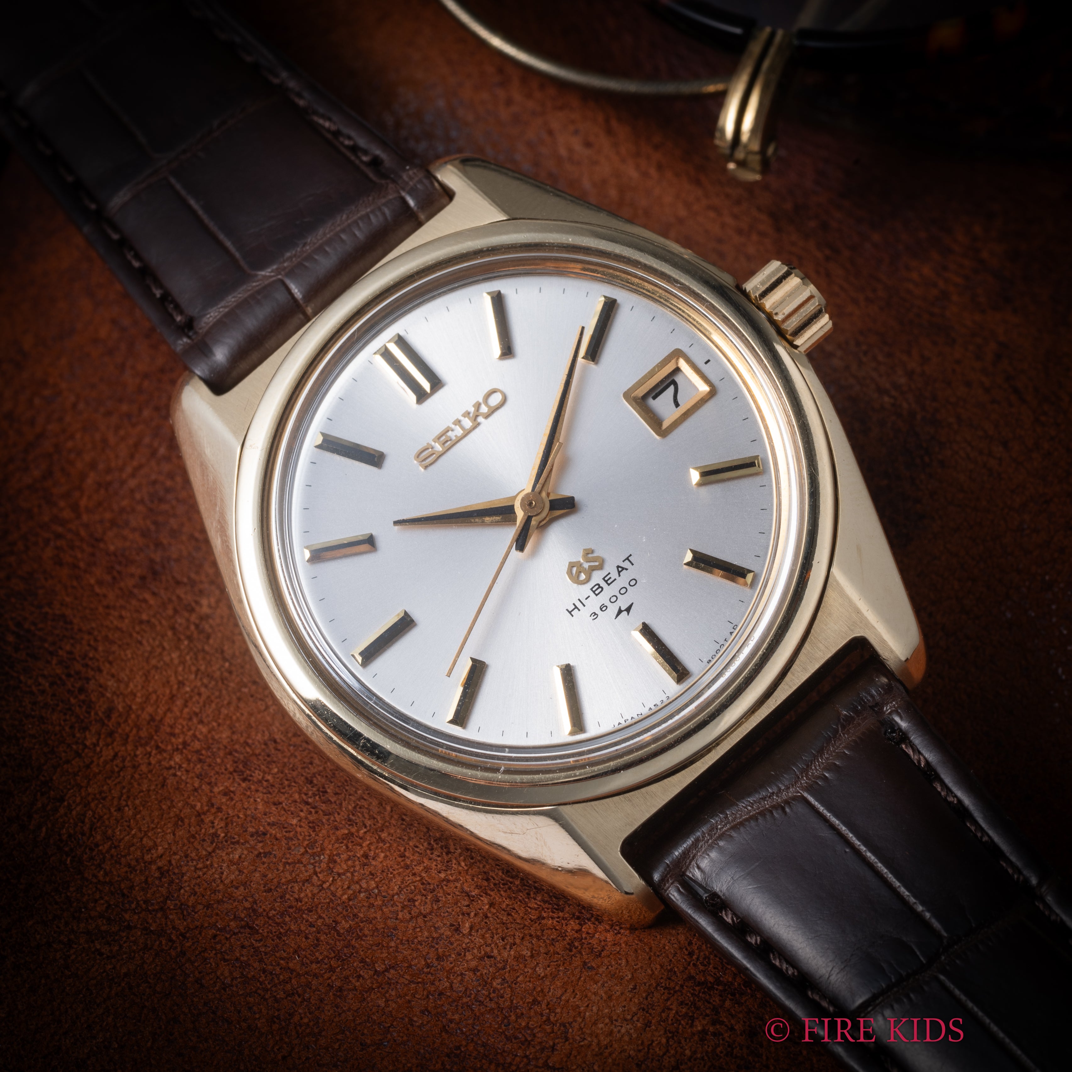 グランドセイコー 1969年製 Ref.4522-8000 CAPゴールドケース 10振動 手巻 45GS ハイビート 36000