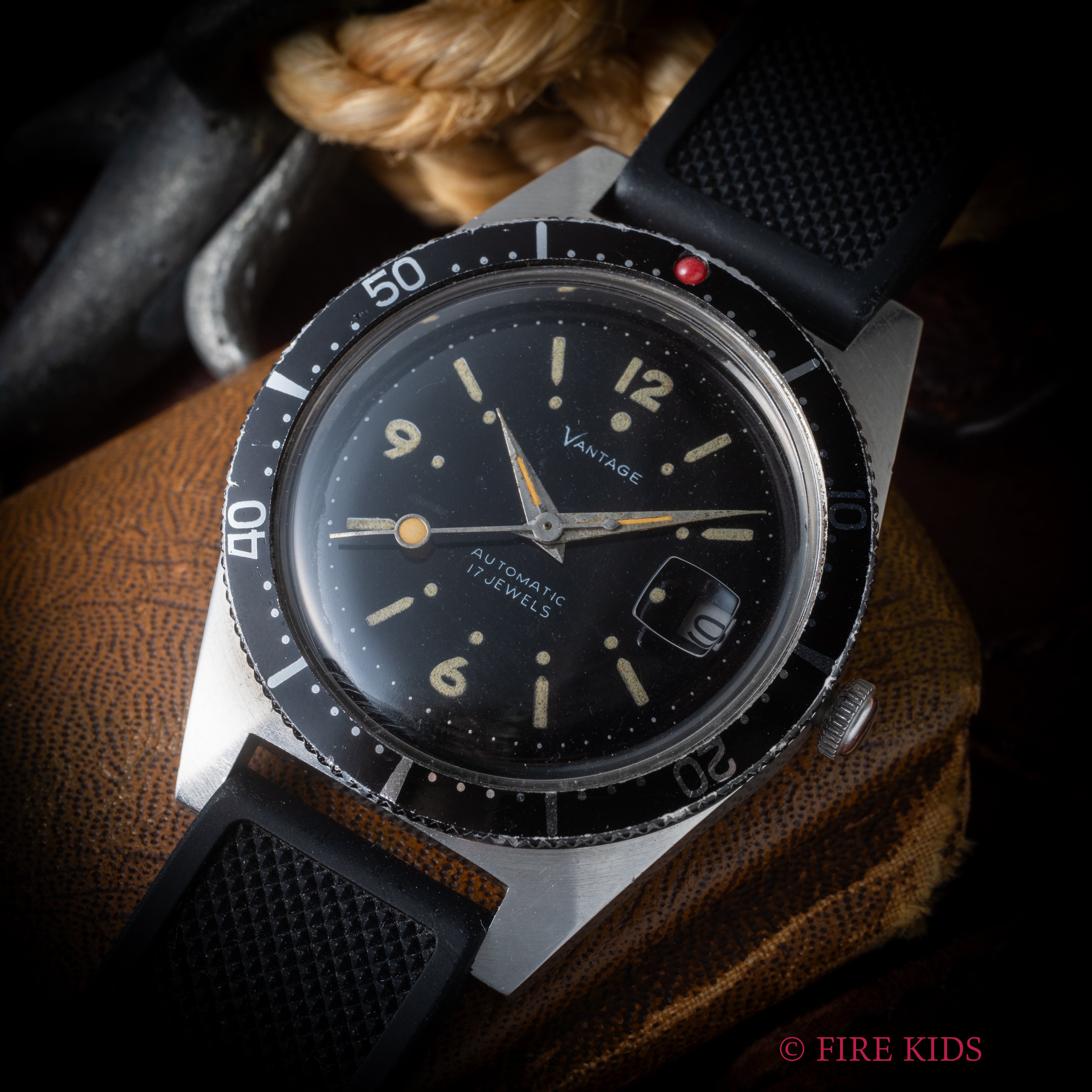 VANTAGE スキンダイバー セイコームーブ 1970年代製 回転ベゼル