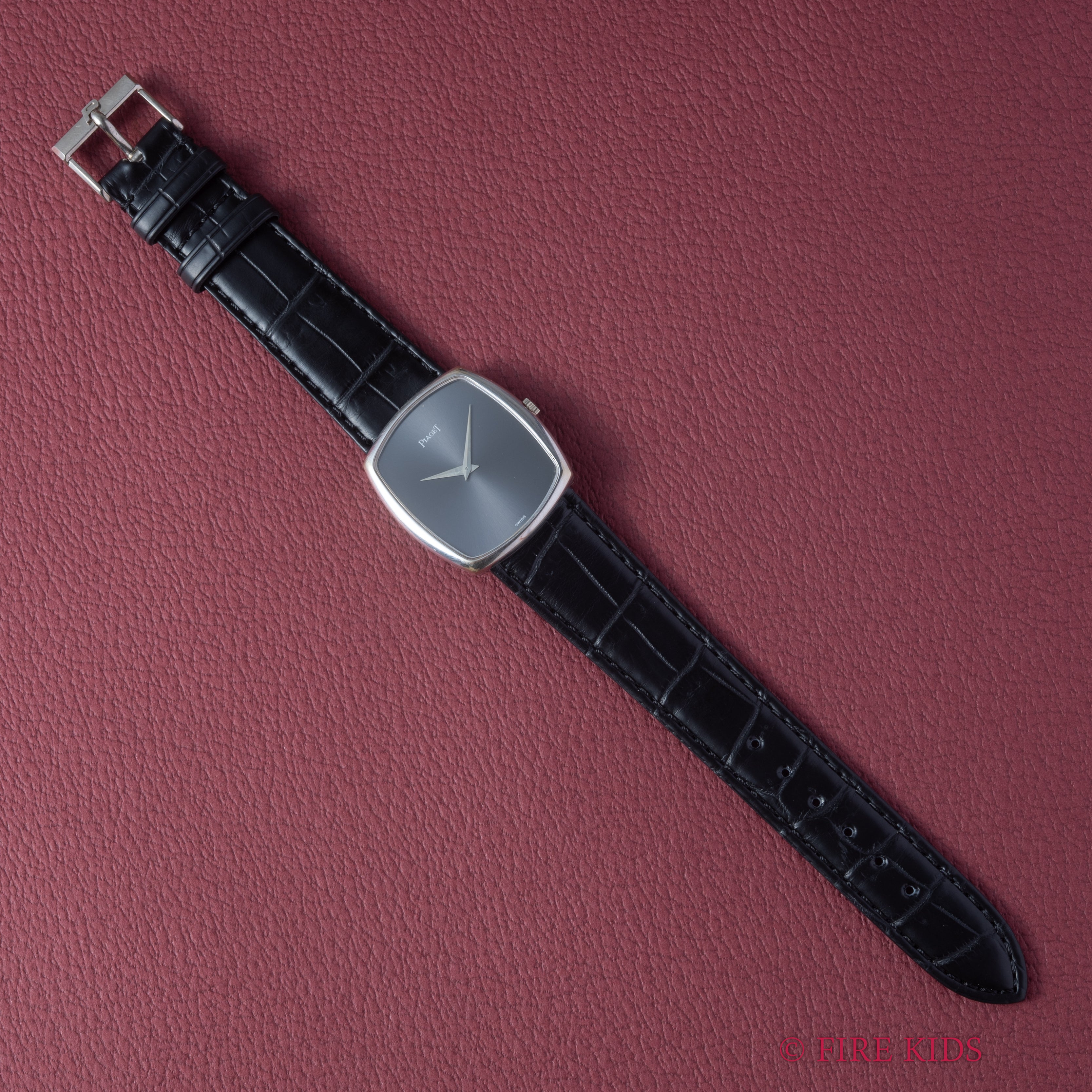 ピアジェ エンペラドール 1980年代製 18金無垢ホワイトゴールド 手巻き Cal.9P2 純正18KWG尾錠付き