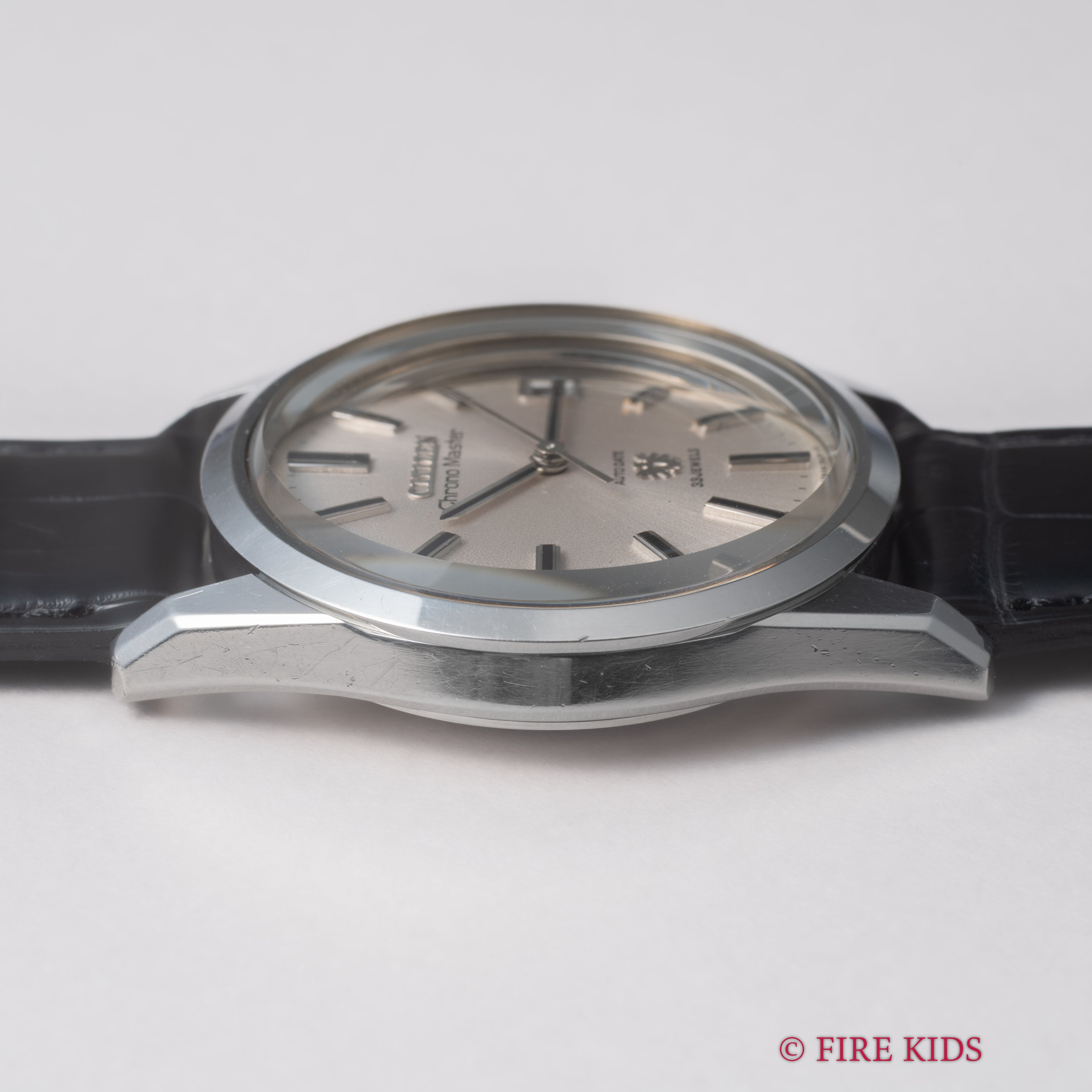 シチズン クロノマスター 1968年製 自動巻き 33石 デイト