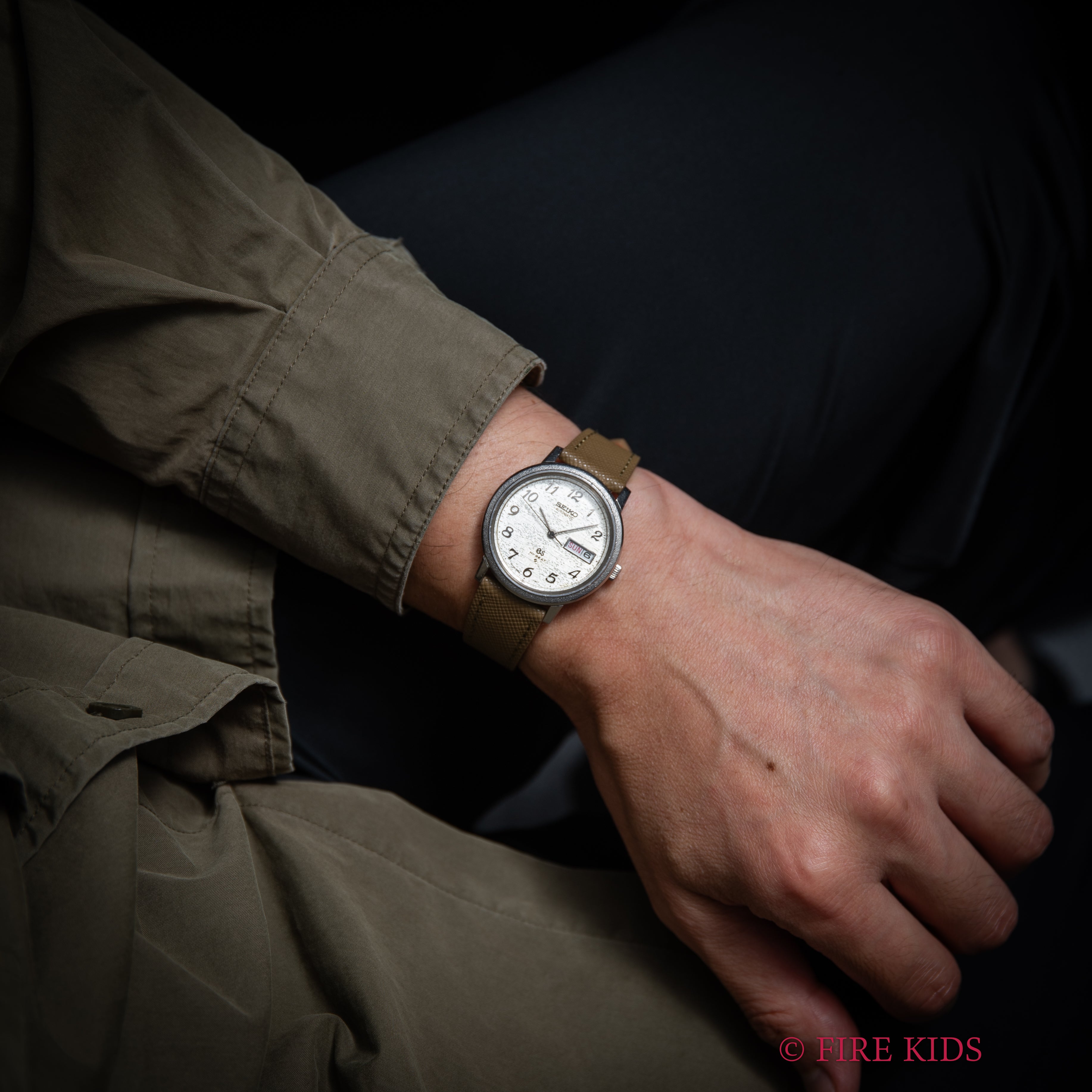 グランドセイコー ハイビート自動巻き 1973年製 アラビアダイヤル ハンマートーンベゼル 5646‐7040 箱付き