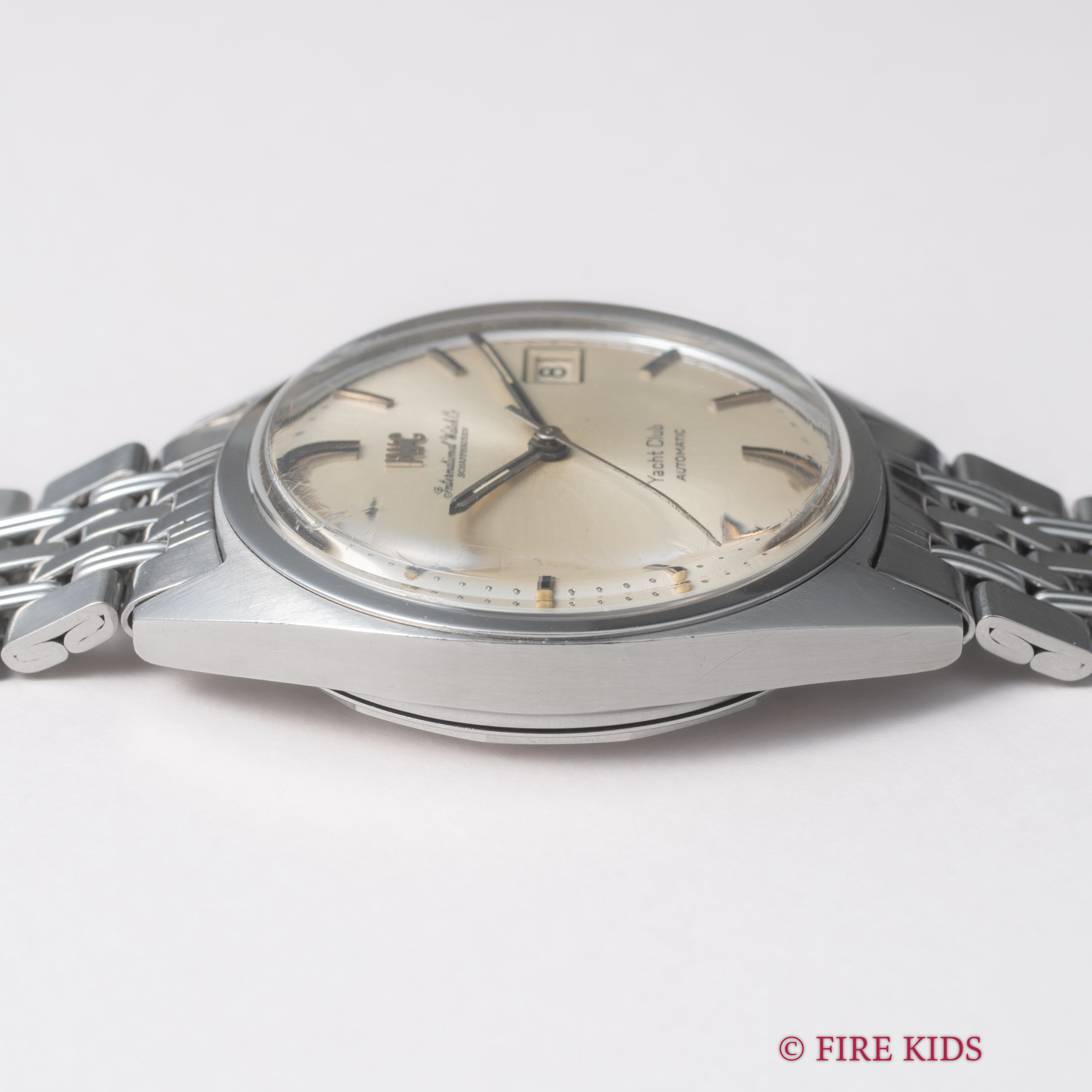 IWC ヨットクラブ 1969年製 Ref.R811AD Cal.8541 純正ゲイフレアーブレス付き
