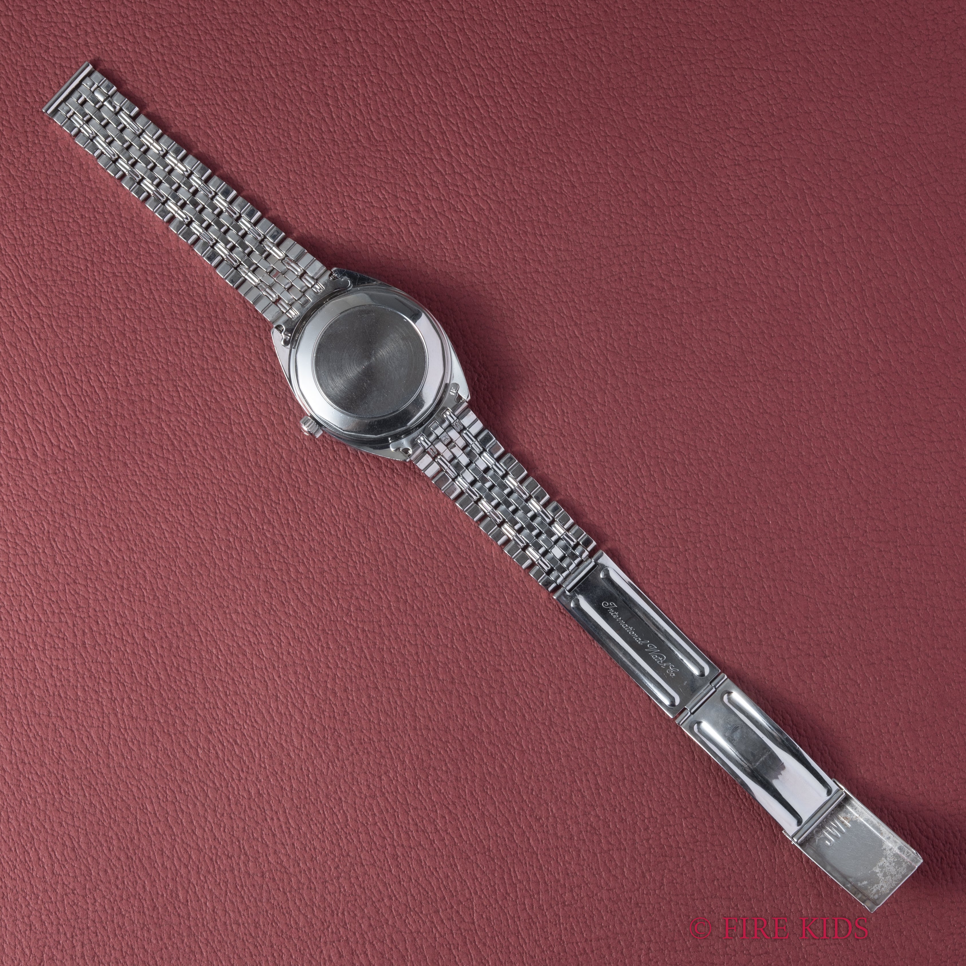 IWC ヨットクラブ 1969年製 Ref.R811AD Cal.8541 純正ゲイフレアーブレス付き