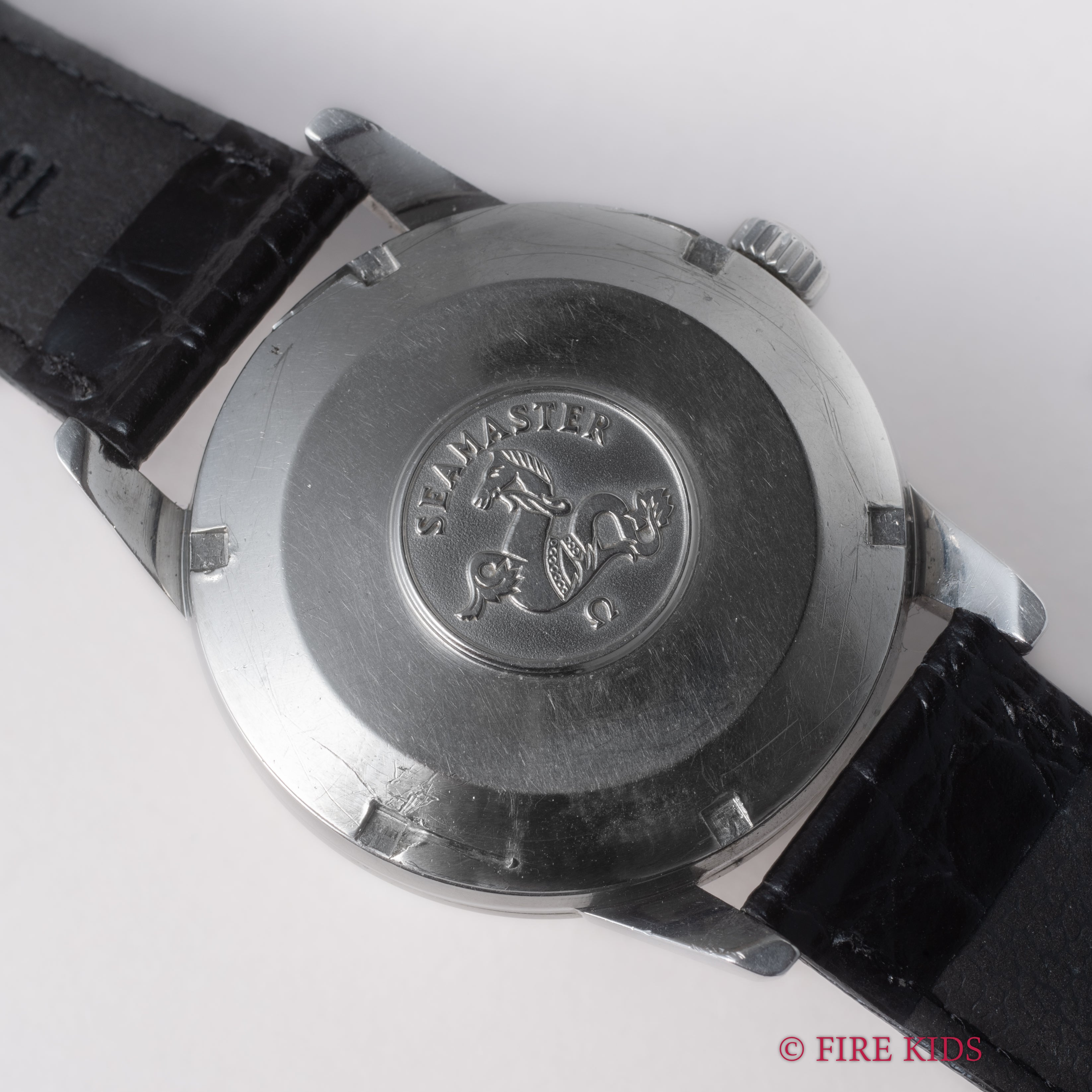 オメガ シーマスター 30mmキャリバー 手巻き 1960年製(昭和35年製) Ref.14390-6SC Cal.285