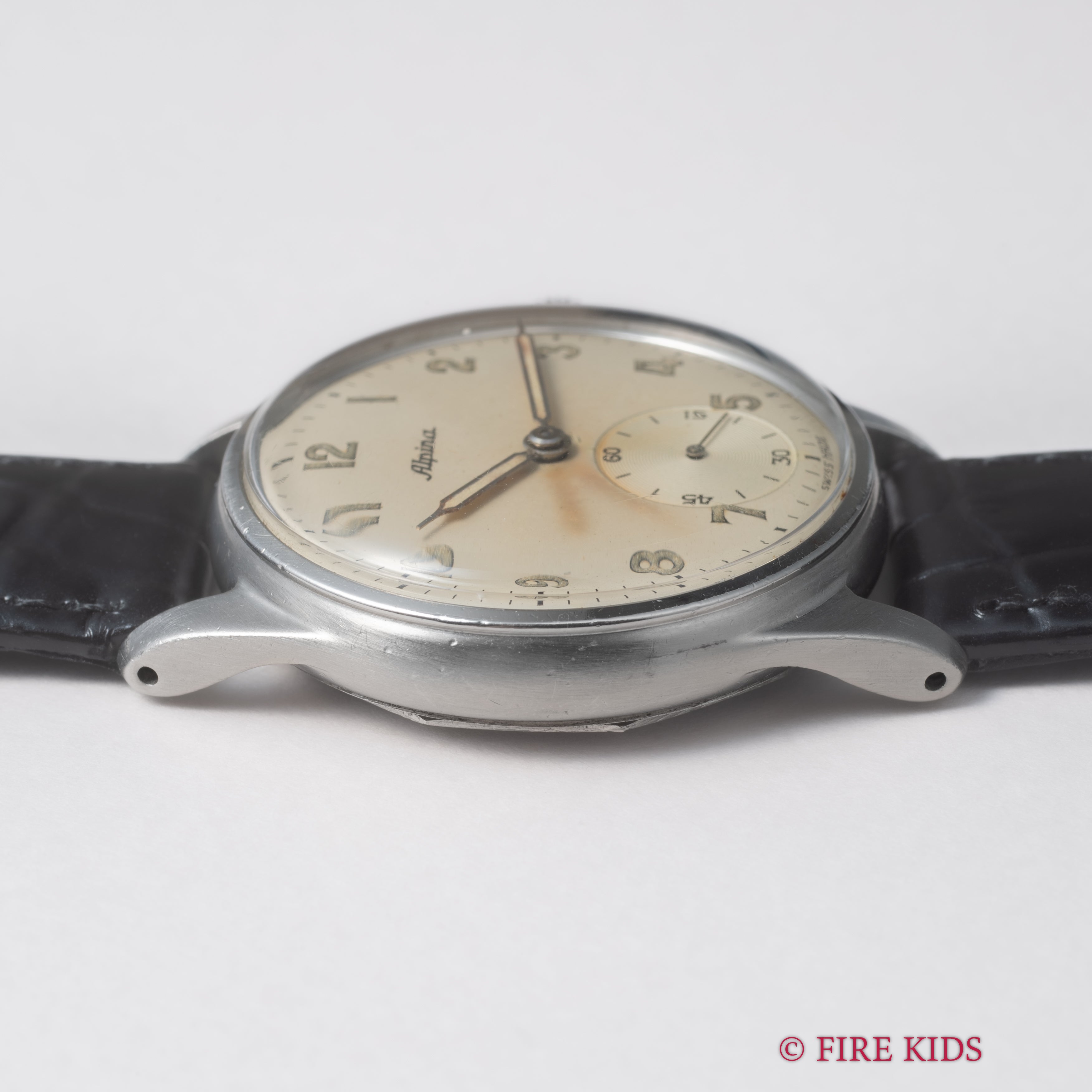 アルピナ FBケース 1940年代製 手巻き Cal.592 全アラビアダイヤル スモールセコンド