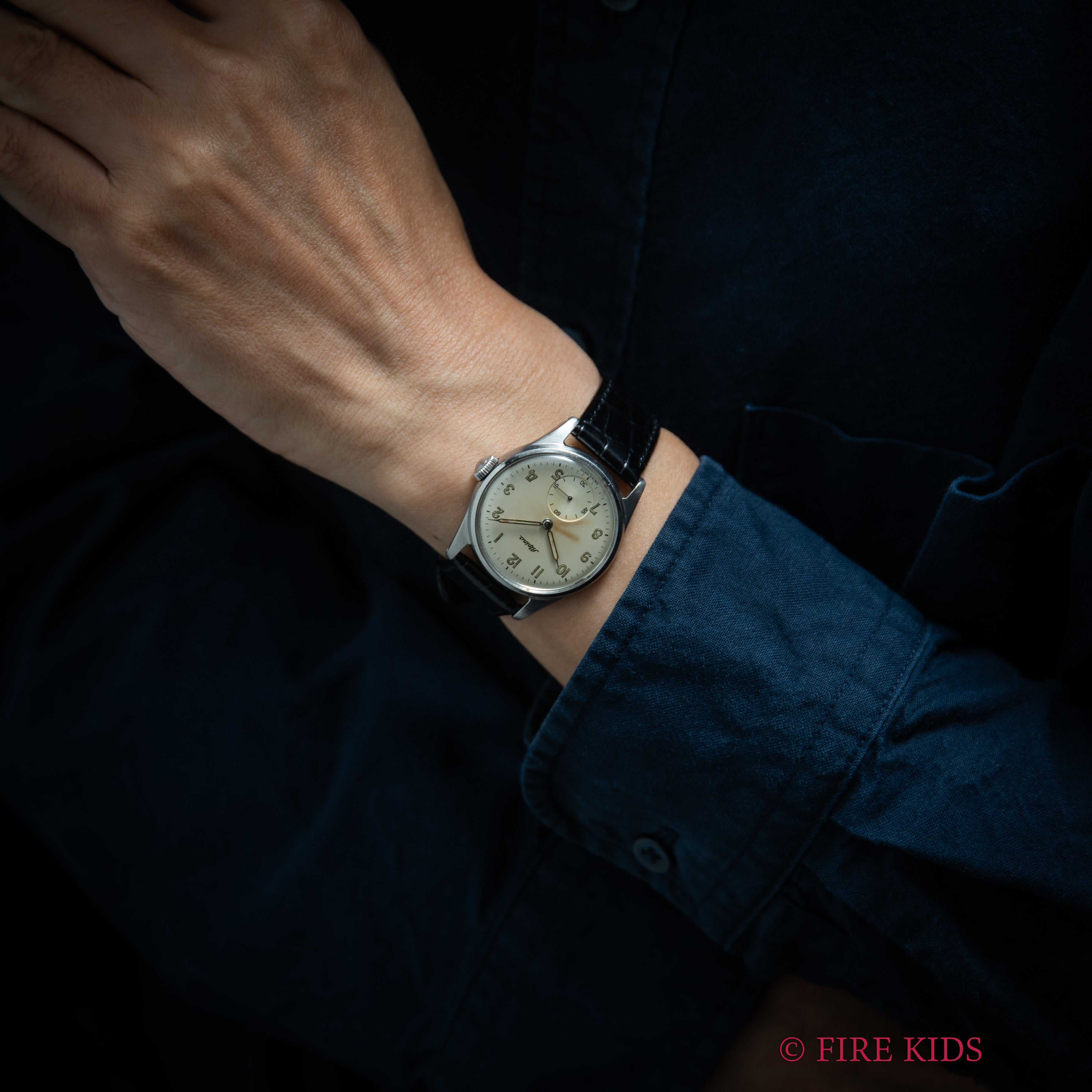 アルピナ FBケース 1940年代製 手巻き Cal.592 全アラビアダイヤル スモールセコンド