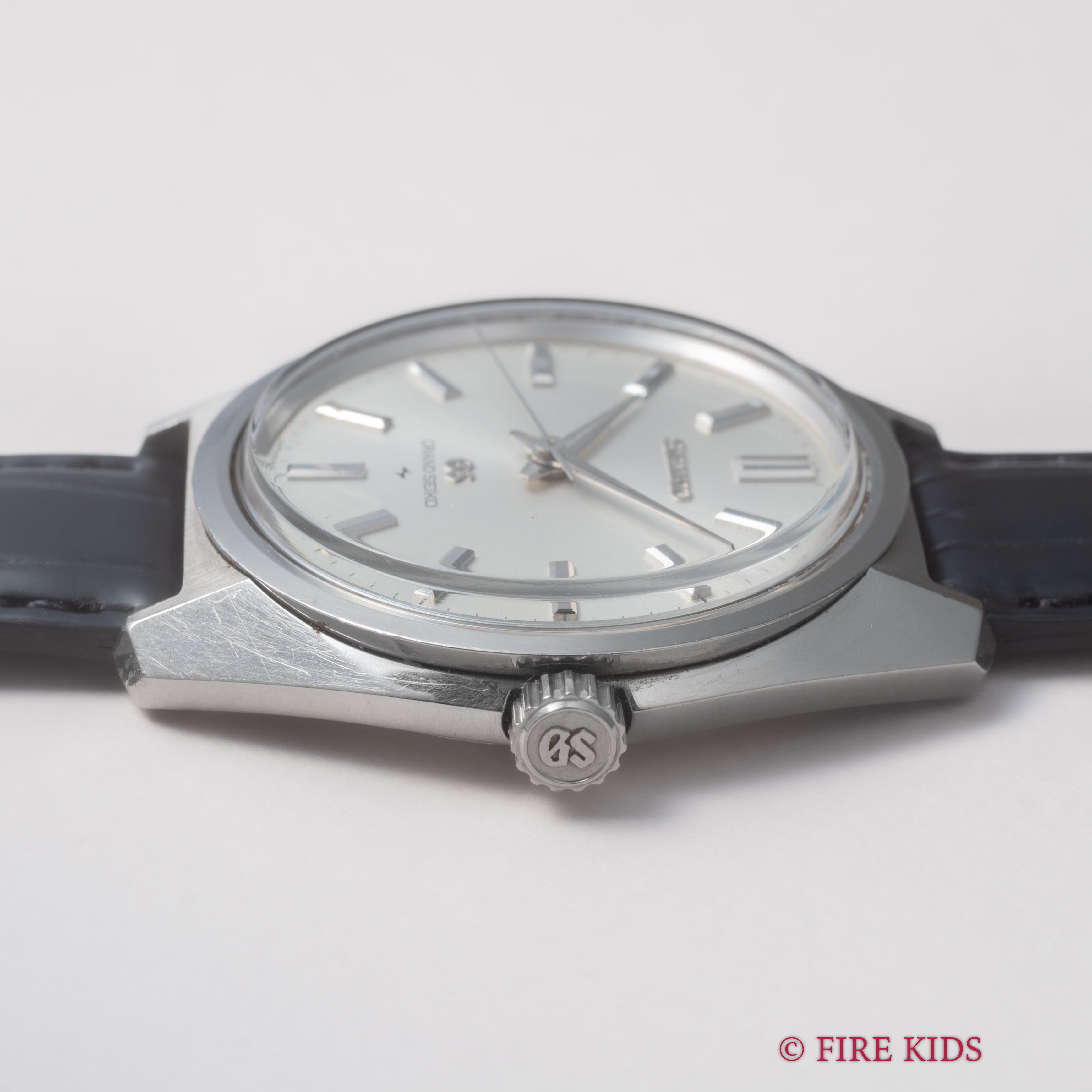 グランドセイコー 手巻き 1967年製 44GS 後期 Ref.4420-9000 セイコースタイルケース