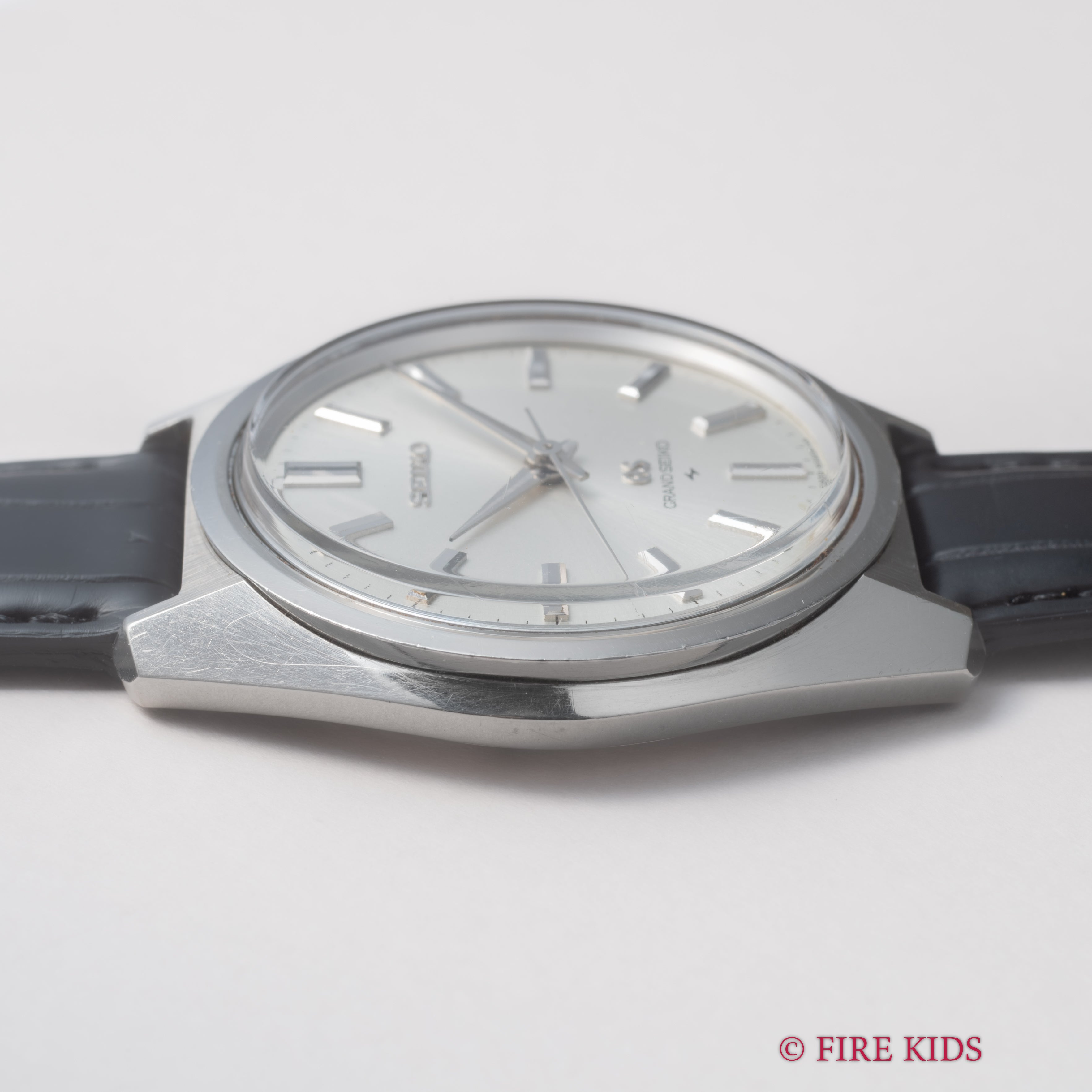 グランドセイコー 手巻き 1967年製 44GS 後期 Ref.4420-9000 セイコースタイルケース