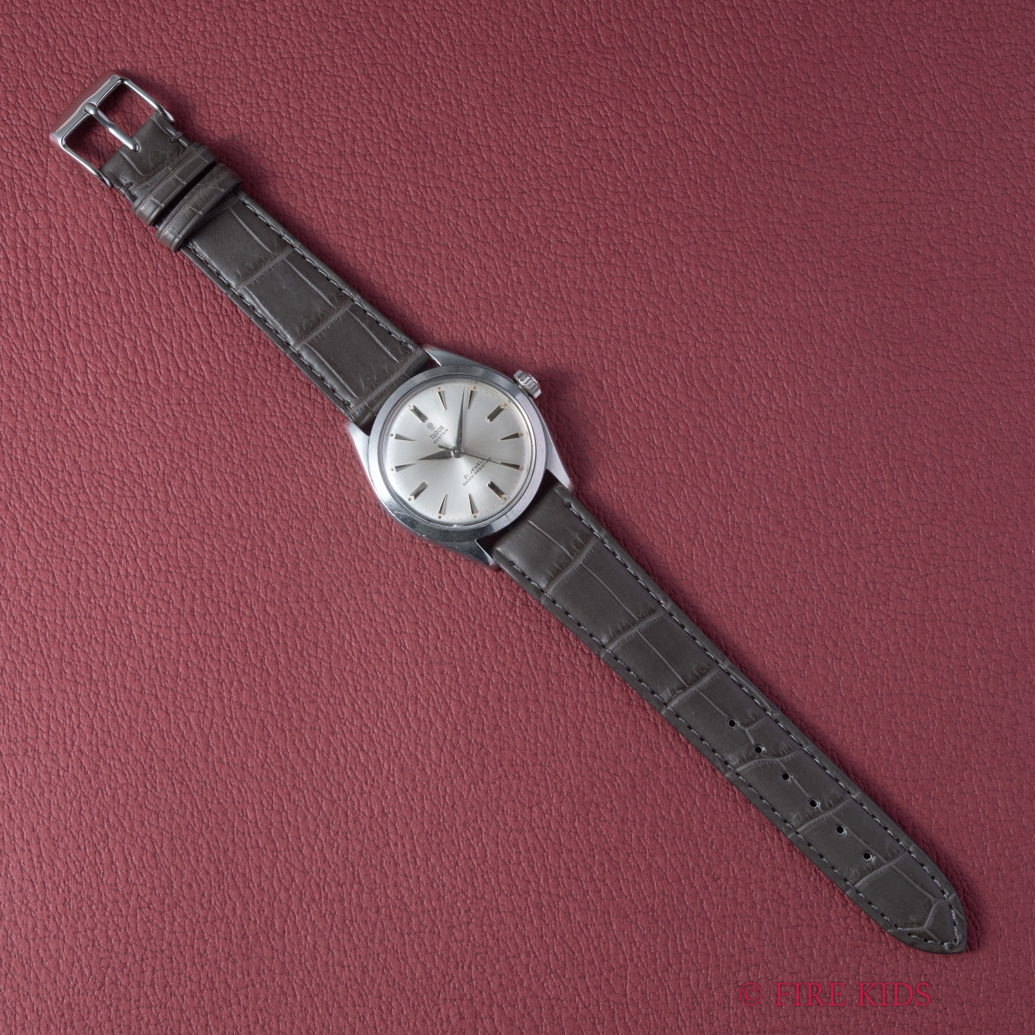 チューダー 小薔薇 オイスター 手巻き 1961年製 Ref.7934