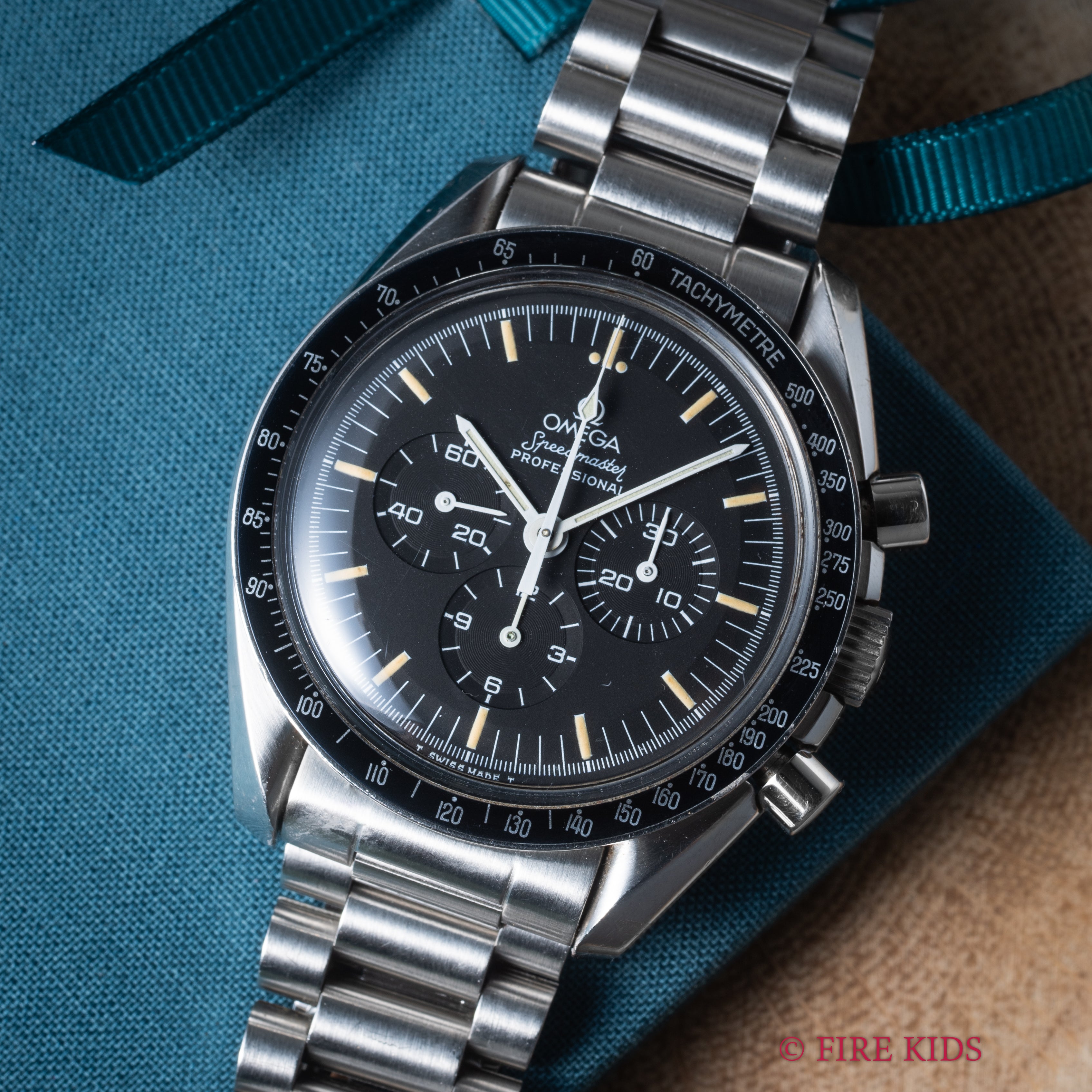 オメガ 1989年製 スピードマスタープロフェッショナル アポロ11号月面着陸20周年記念限定モデル