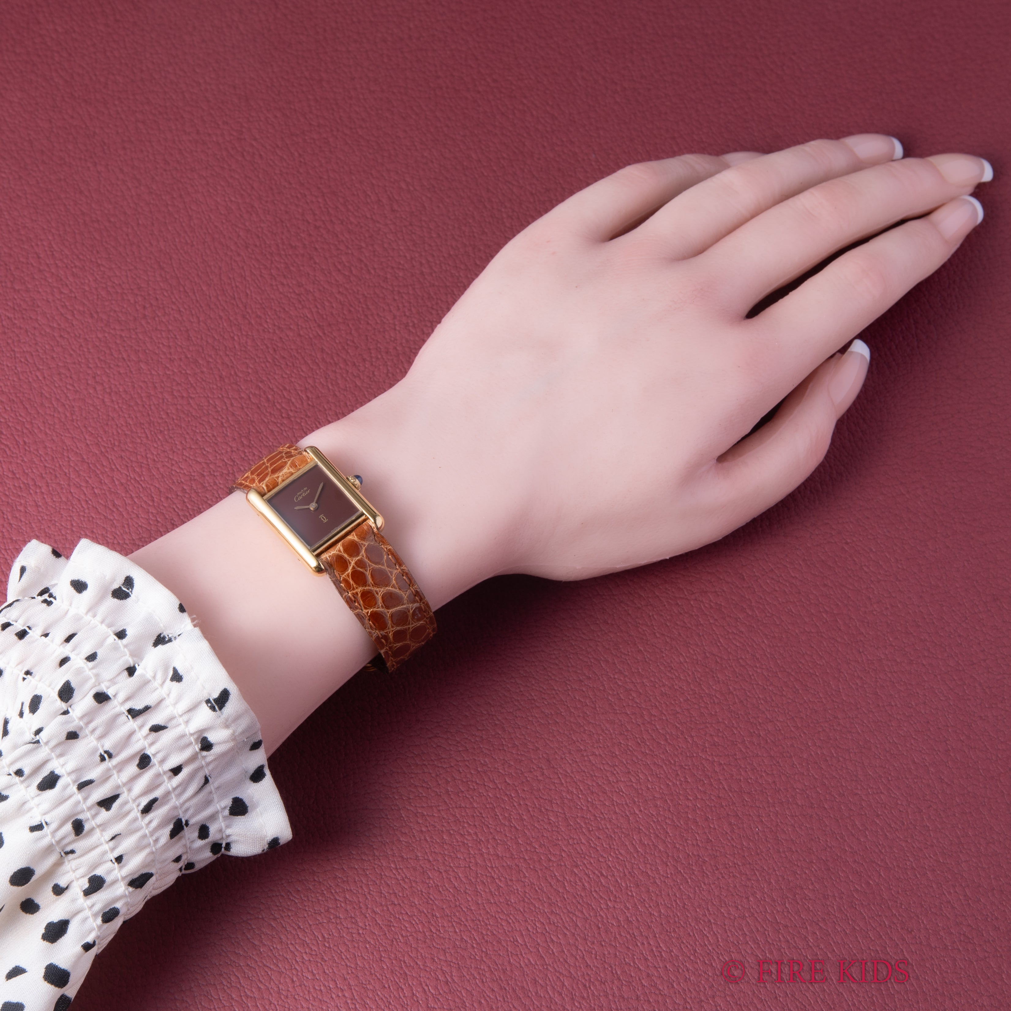 カルティエ マストタンク 1980年代製 SMサイズ 手巻き ボルドーダイヤル 純正革ベルト、純正Dバックル付き