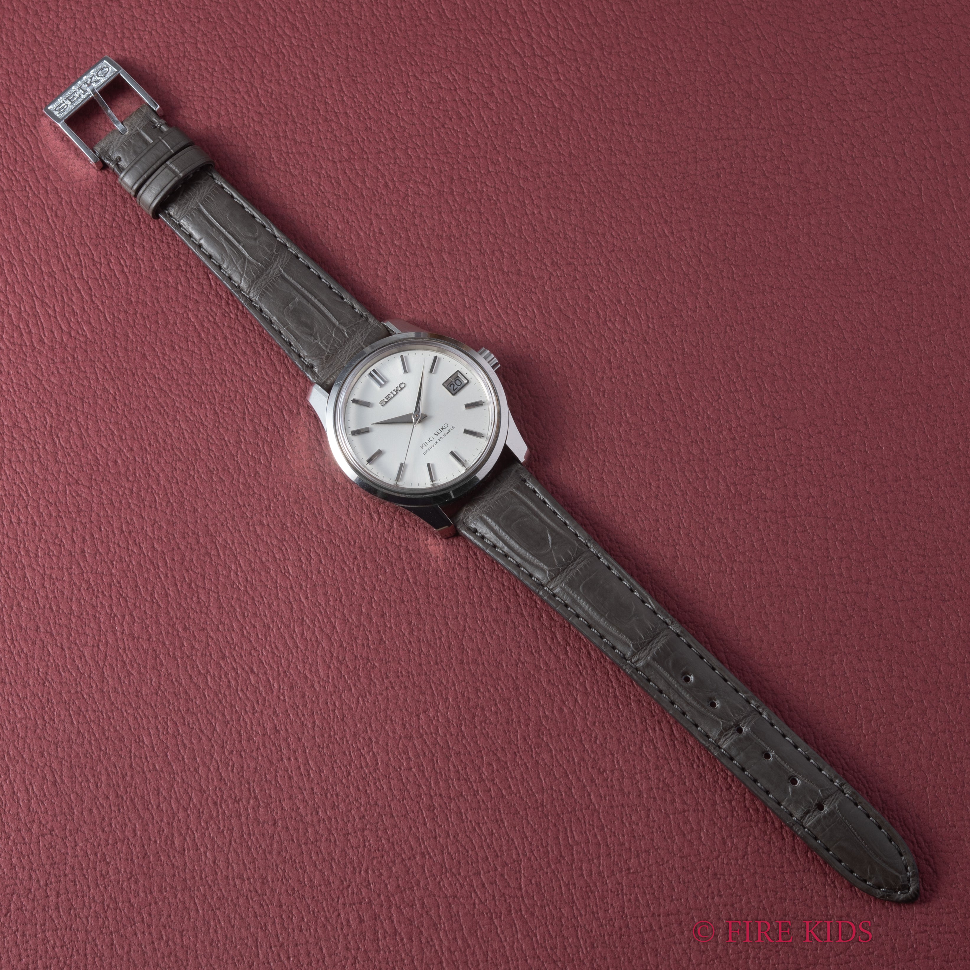 キングセイコー 1966年製 Ref.4402-8000 44KS 手巻 前期型盾メダリオン 箱、タグ、純正尾錠付