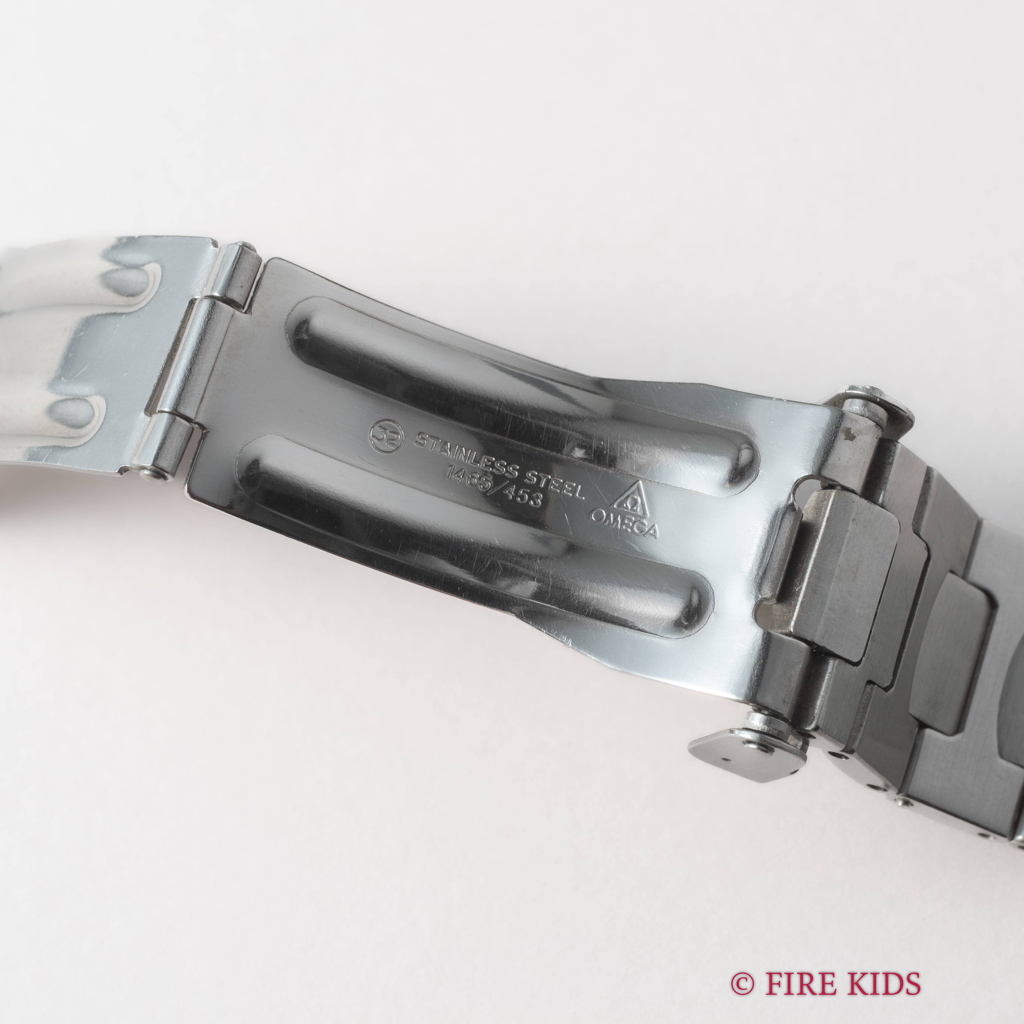 オメガ シーマスター200m プレボンド ミッドサイズ 1988年製 自動巻クロノメーター ジェンタデザイン