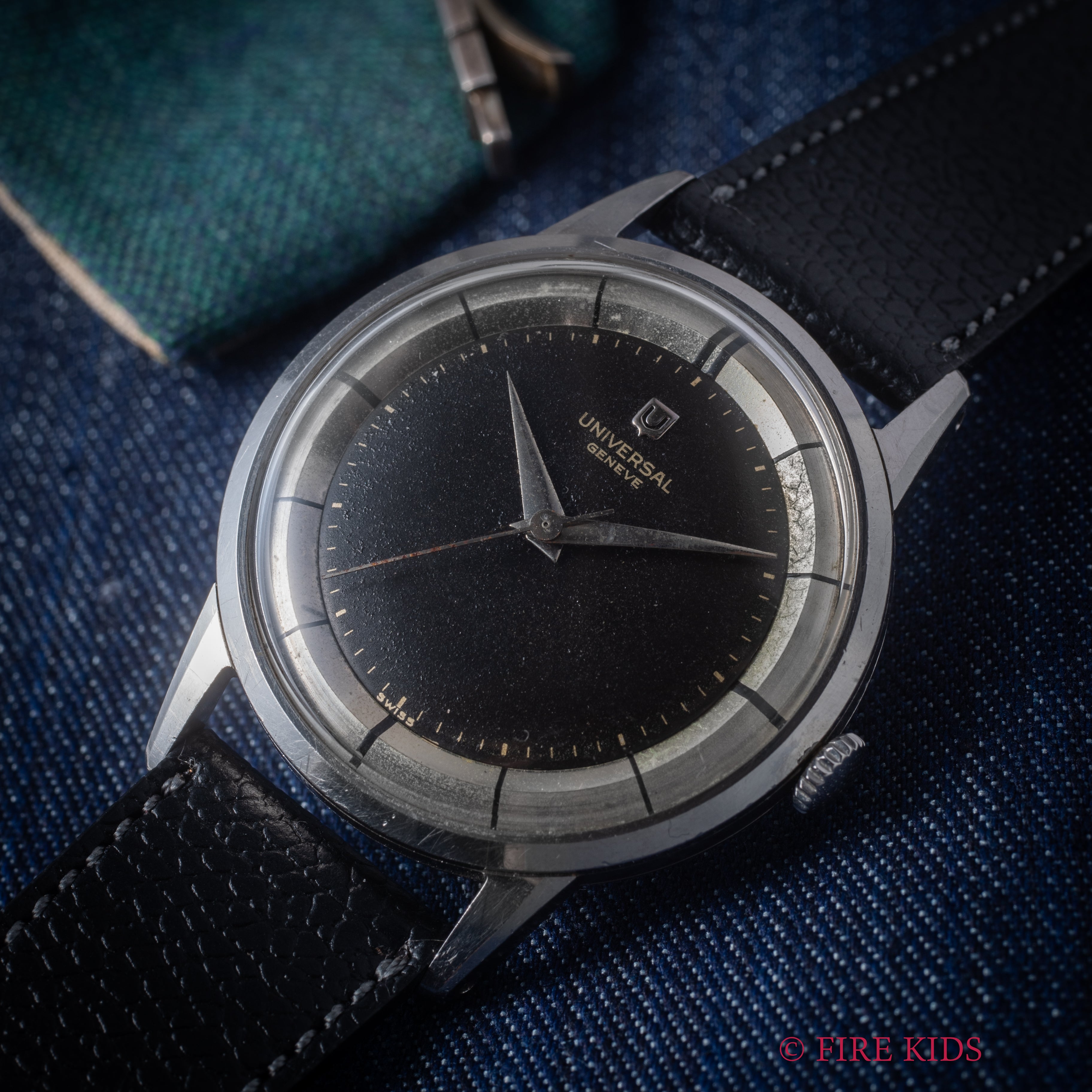 ユニバーサル・ジュネーブ タキシードダイヤル 1950年代製 手巻 Cal.332