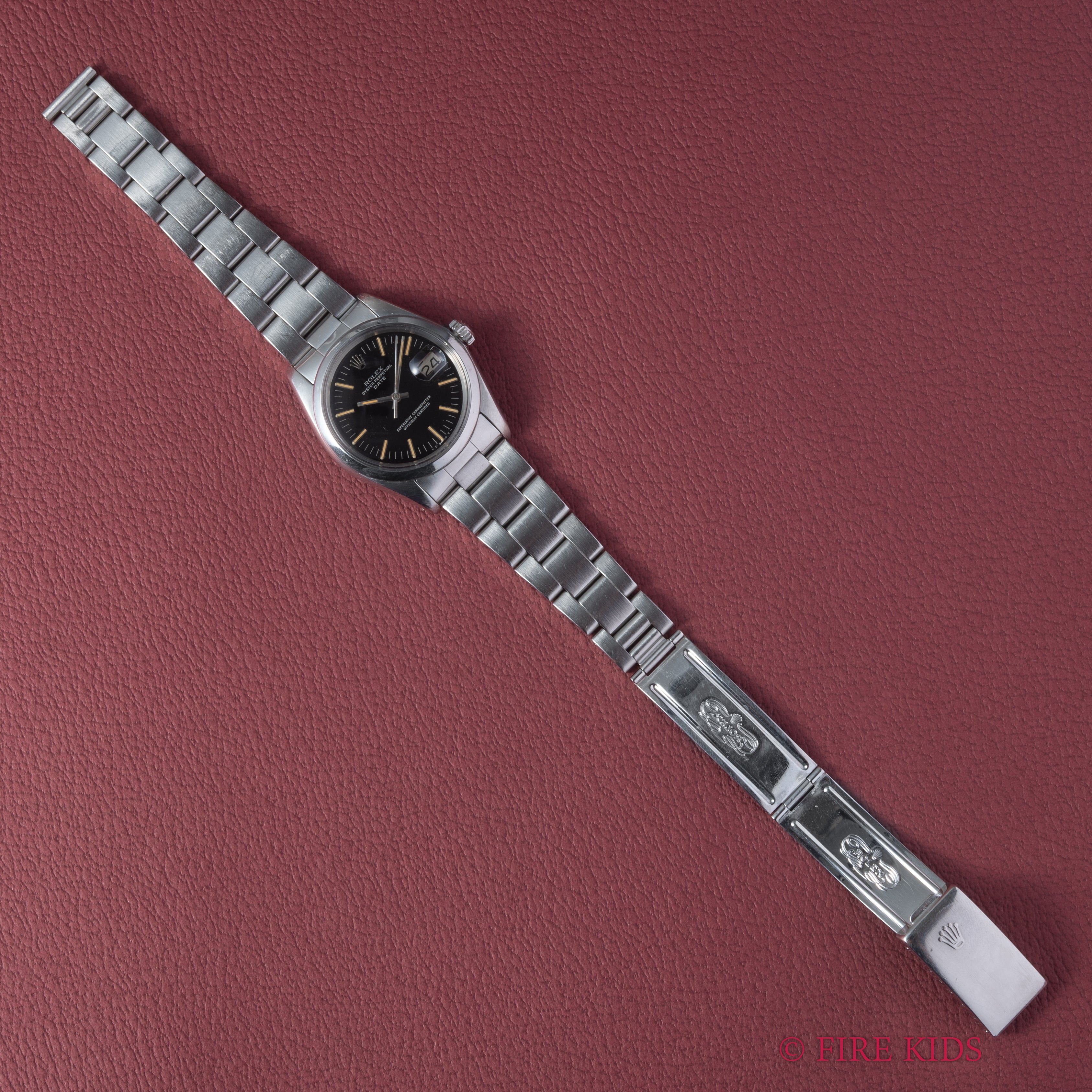 ロレックス オイスターパーペチュアルデイト 1977年製 Ref.1500 ブラックダイヤル 純正オイスターブレス