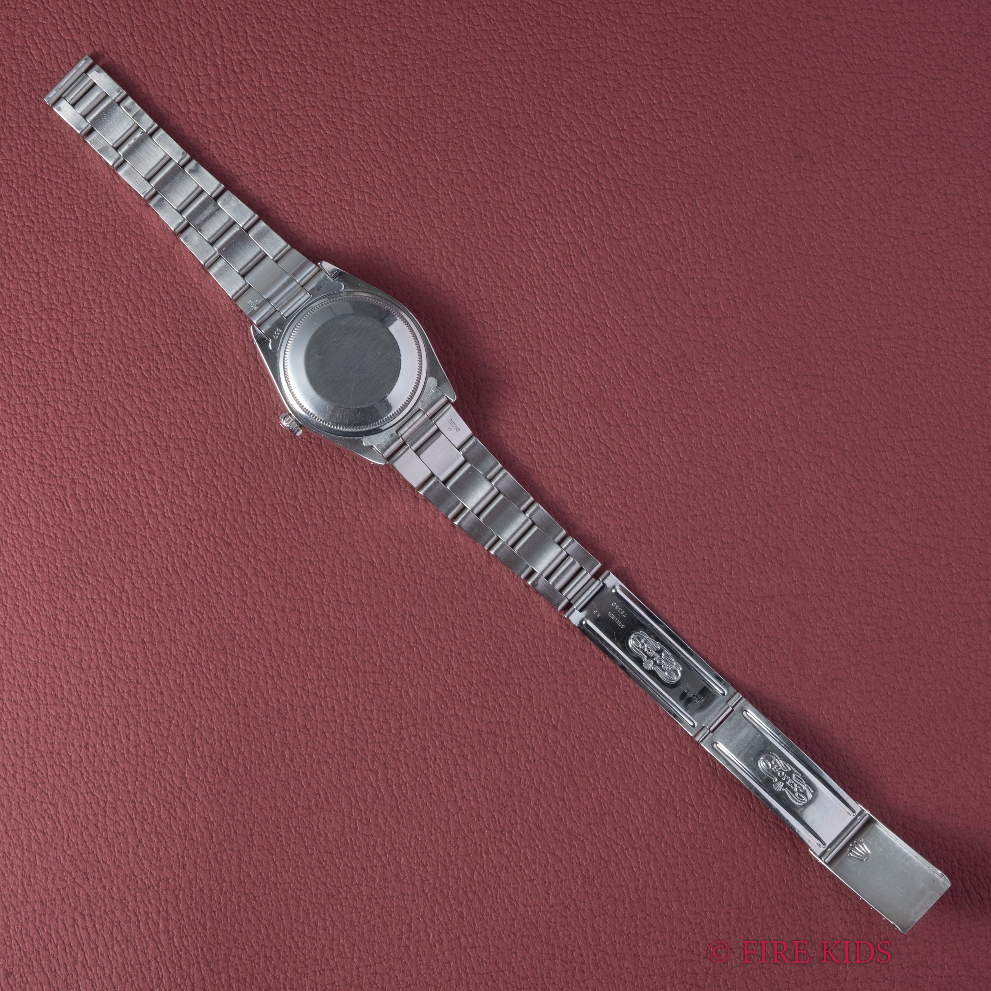 ロレックス オイスターパーペチュアルデイト 1977年製 Ref.1500 ブラックダイヤル 純正オイスターブレス