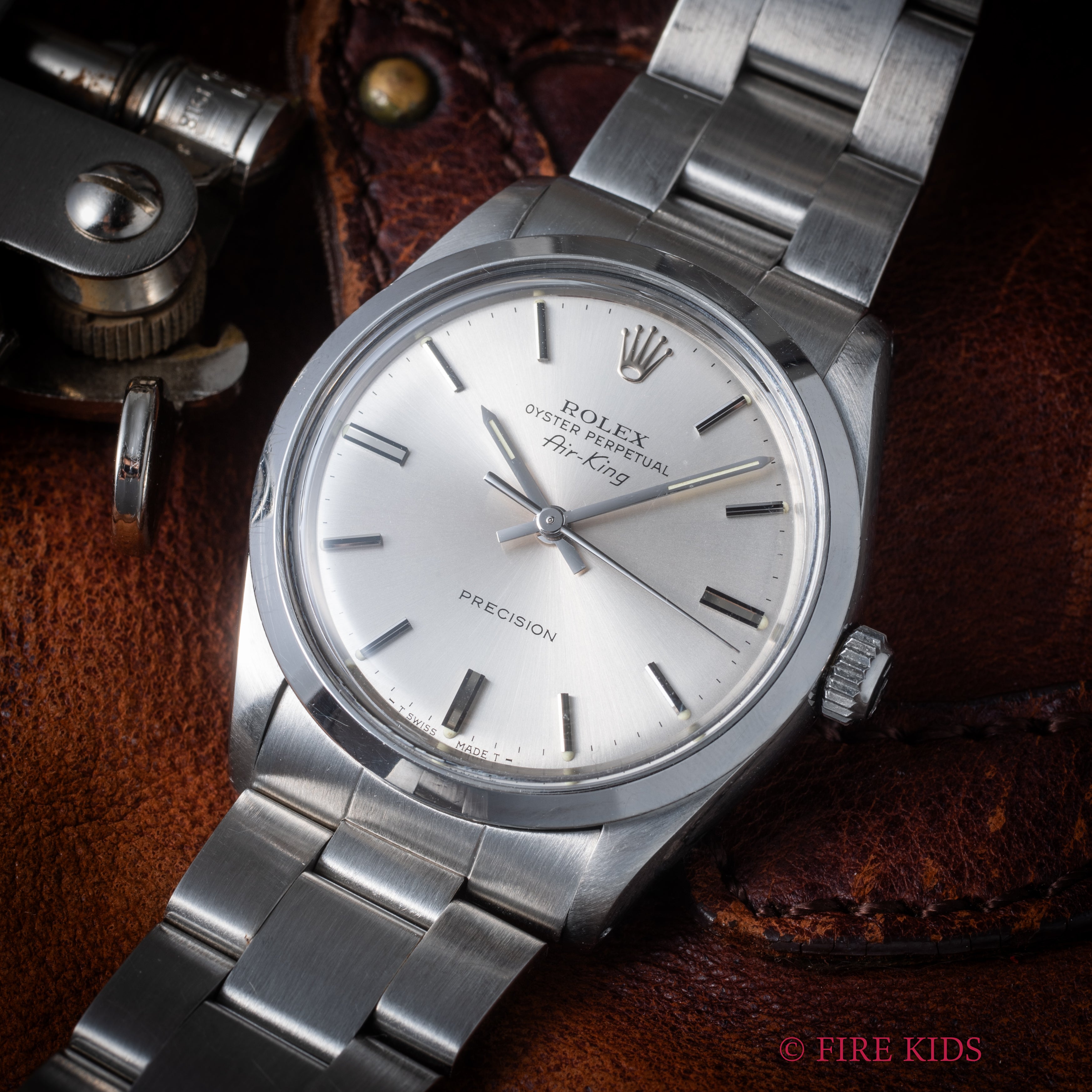 ROLEX 腕時計　破損品 The dark side of the Rolex resale business Could it