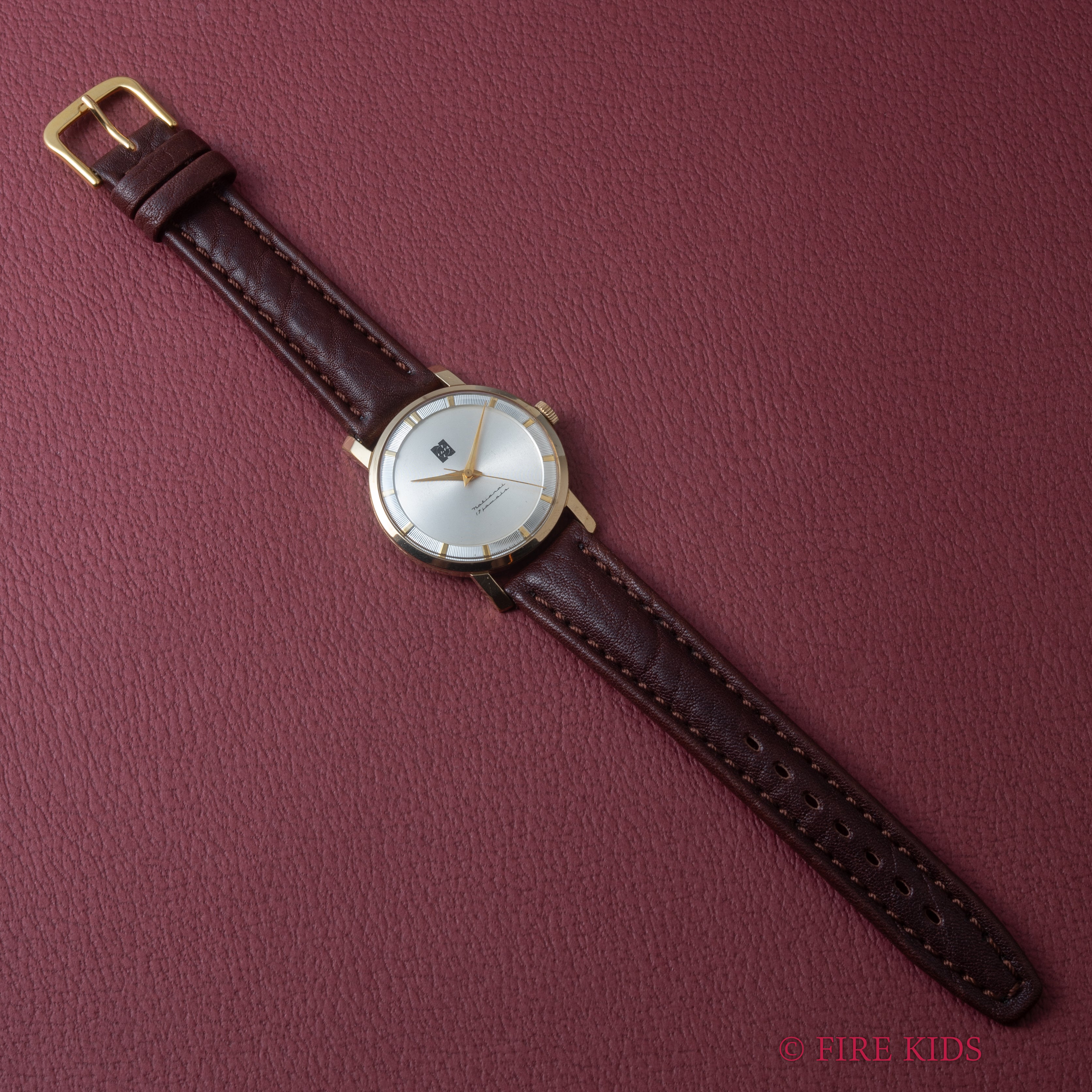 タカノ 1950年代製 ラウンド TGPケース ナショナル 企業物 手巻き